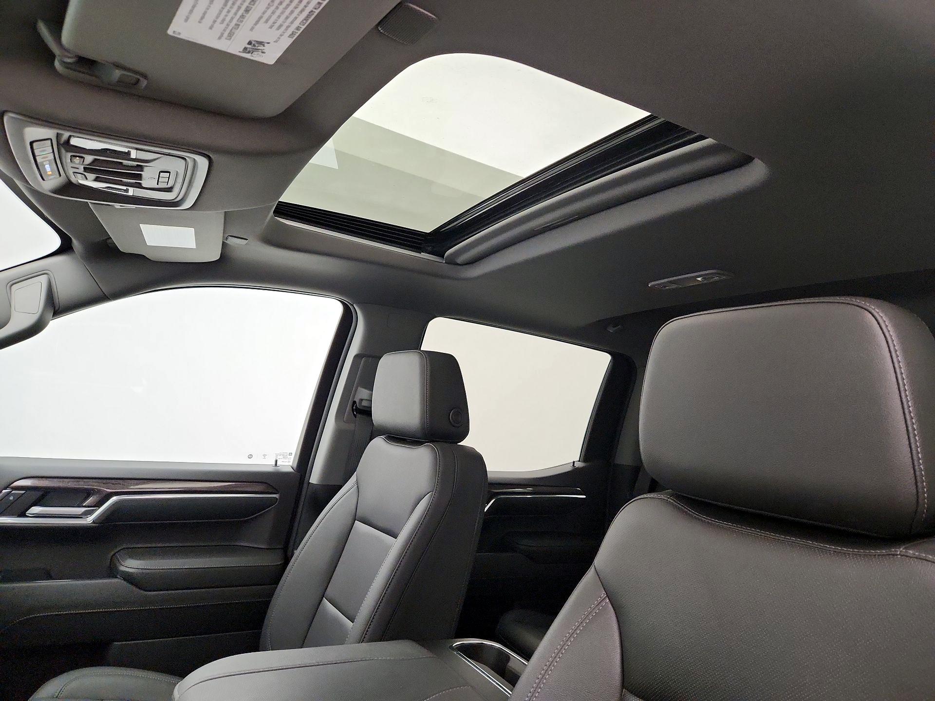 Thumbnail: 2024 Chevrolet Silverado 1500 - 19