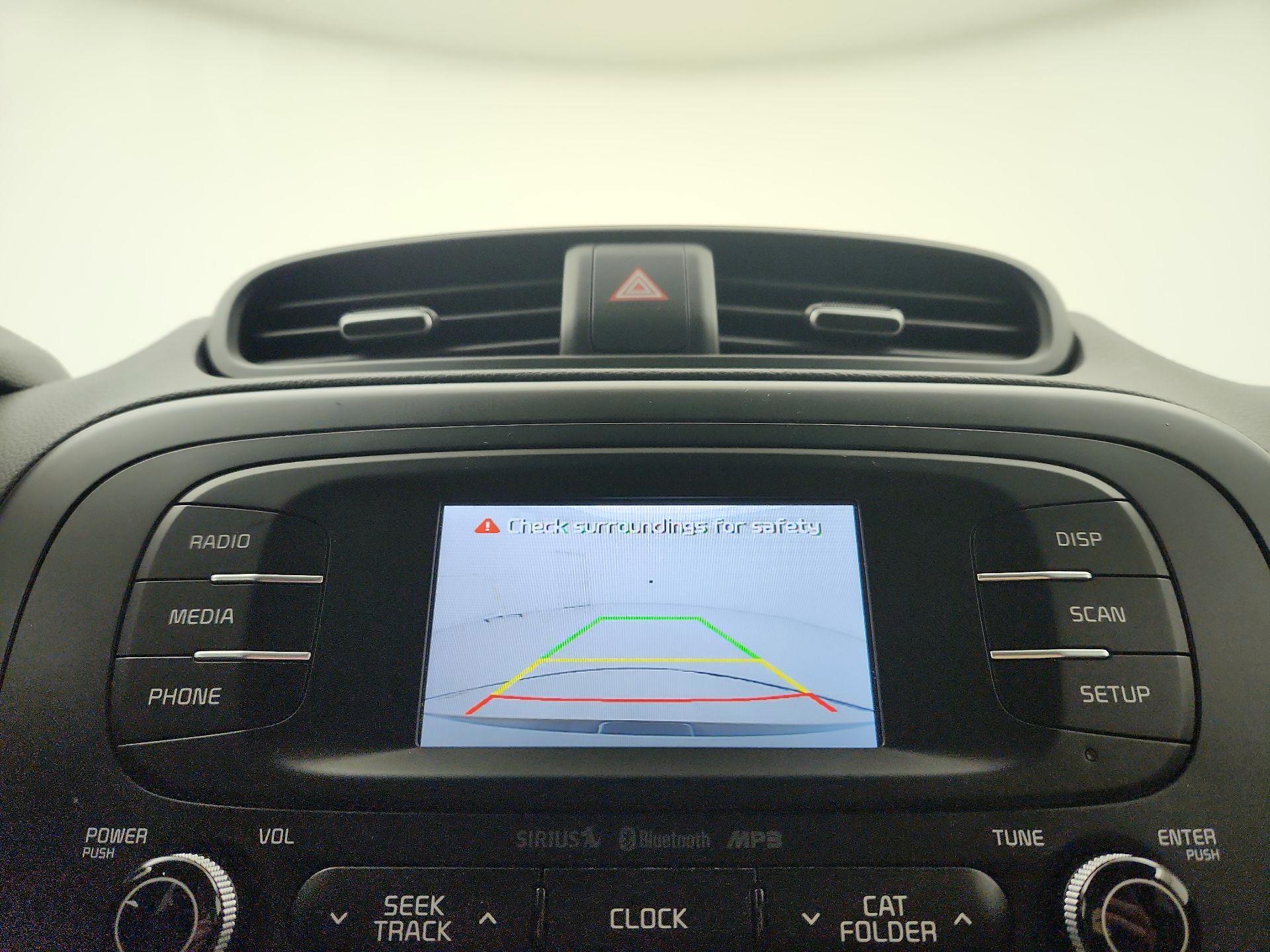 Thumbnail: 2016 Kia Soul - 14