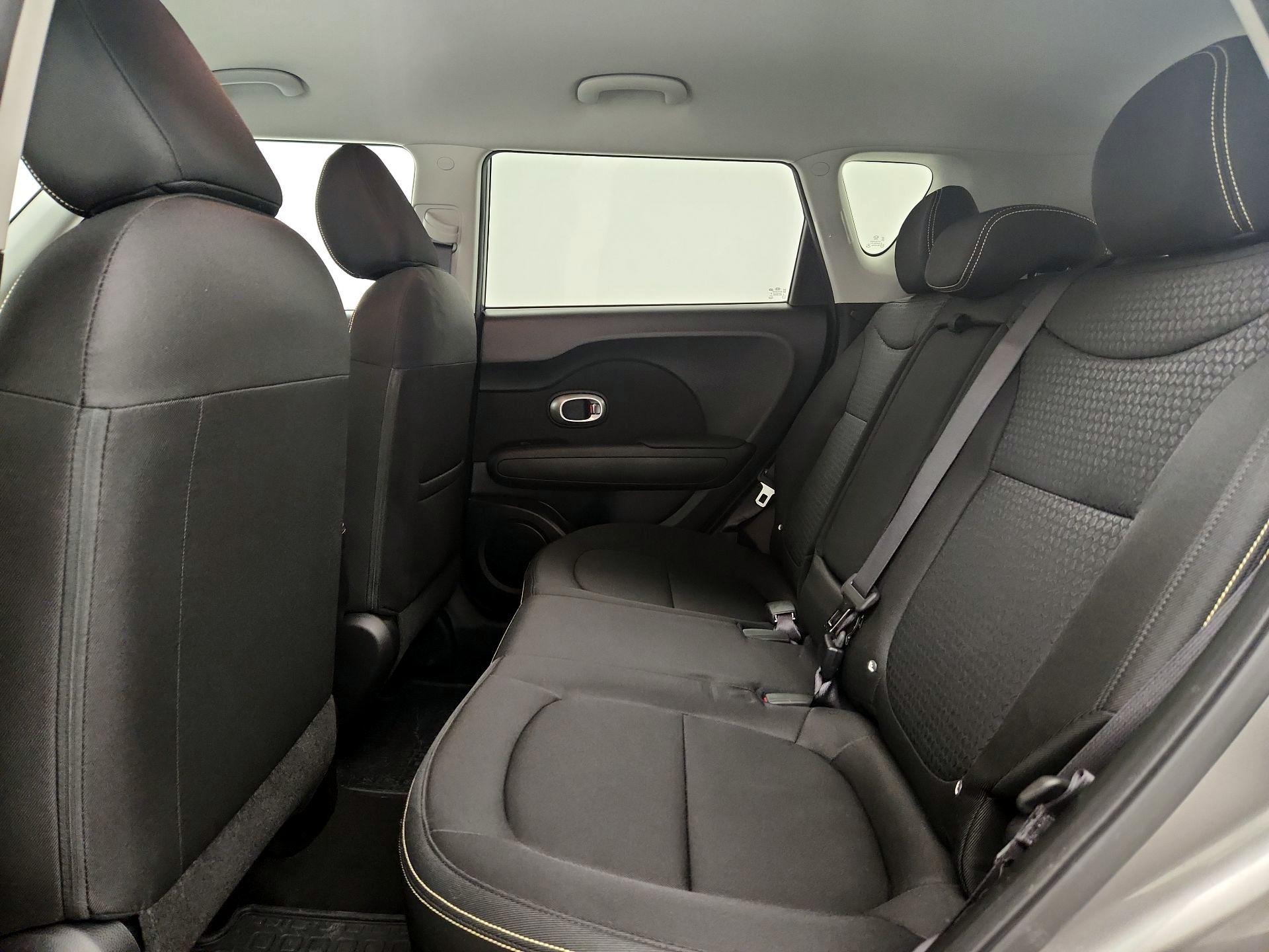 Thumbnail: 2016 Kia Soul - 19
