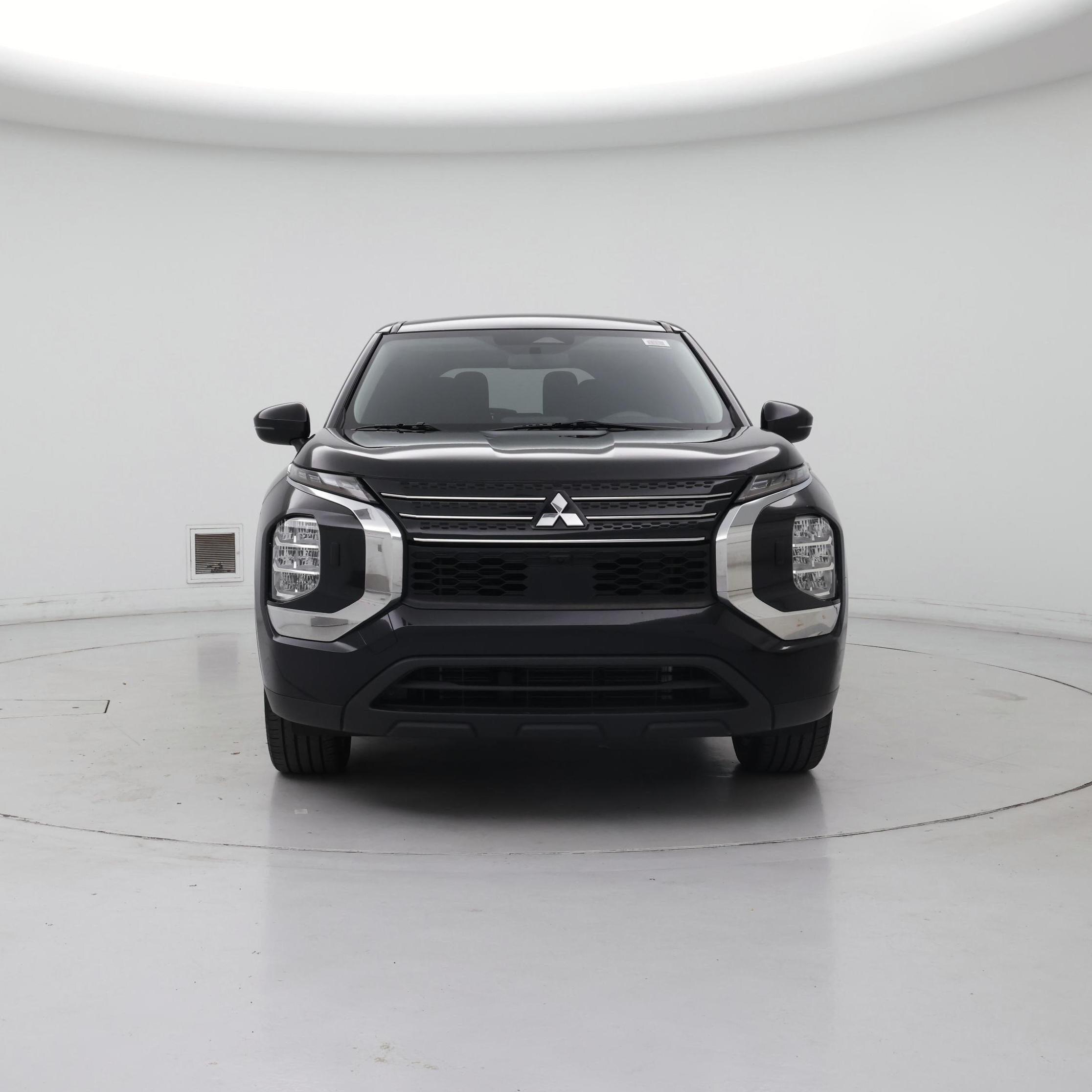 Thumbnail: 2022 Mitsubishi Outlander - 5