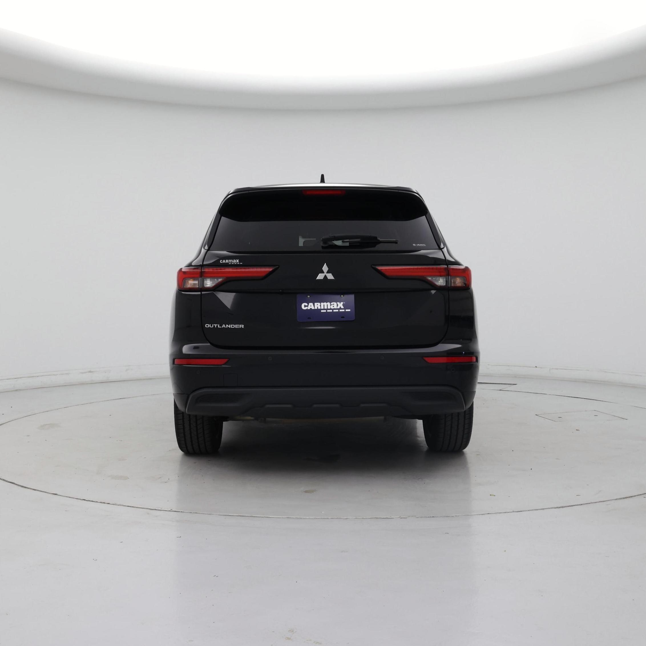 Thumbnail: 2022 Mitsubishi Outlander - 6