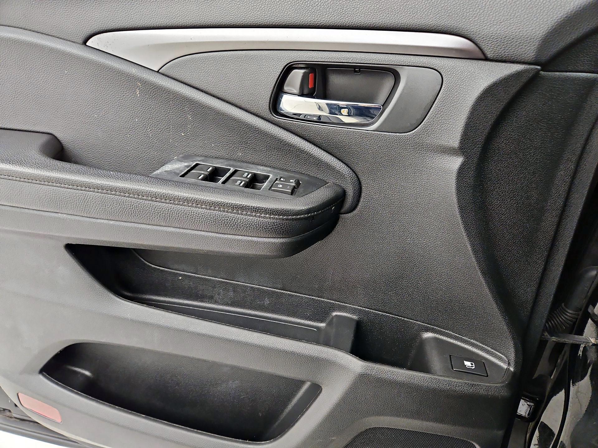 Thumbnail: 2022 Honda Pilot - 12