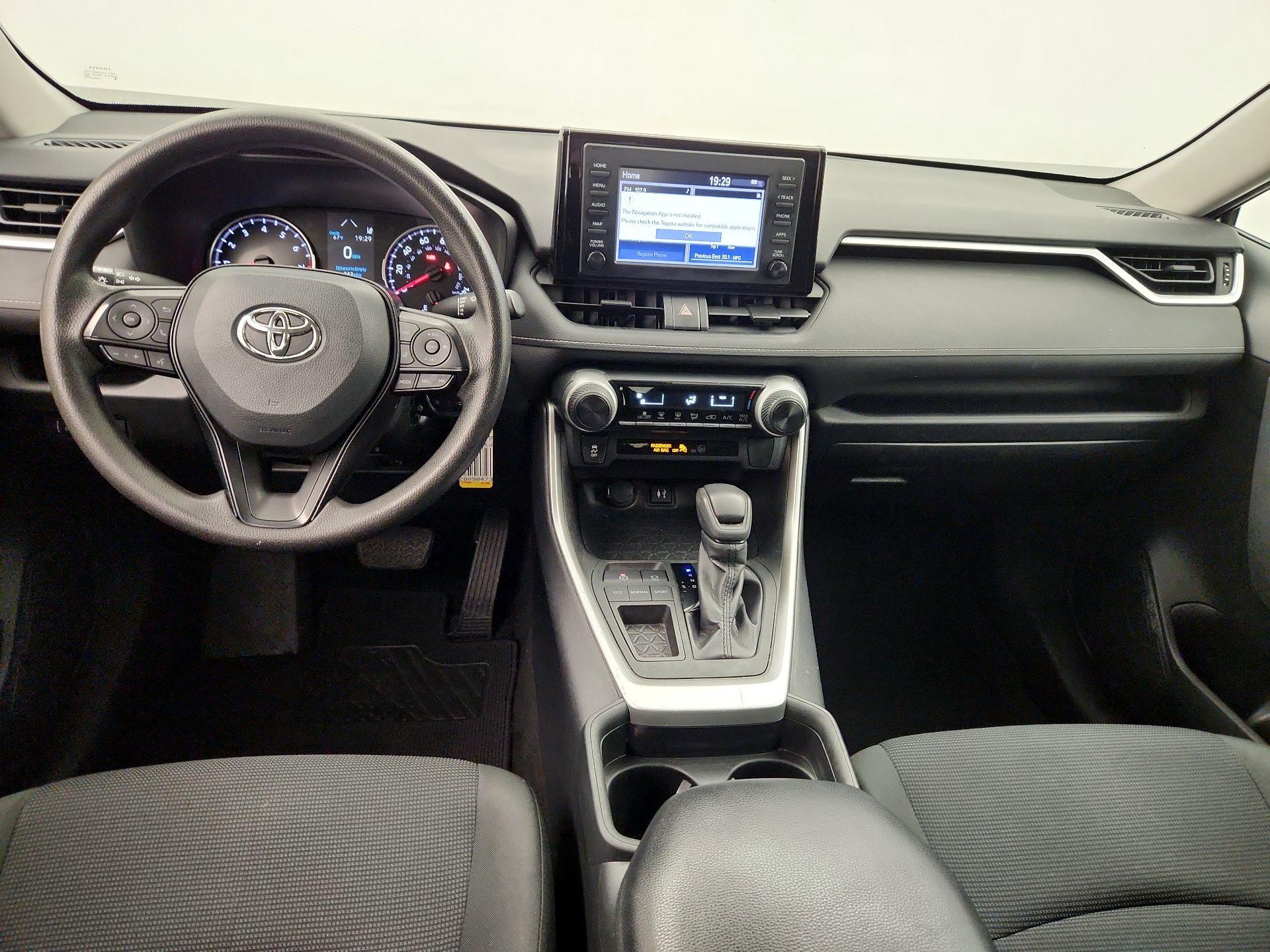 Thumbnail: 2019 Toyota RAV4 - 9