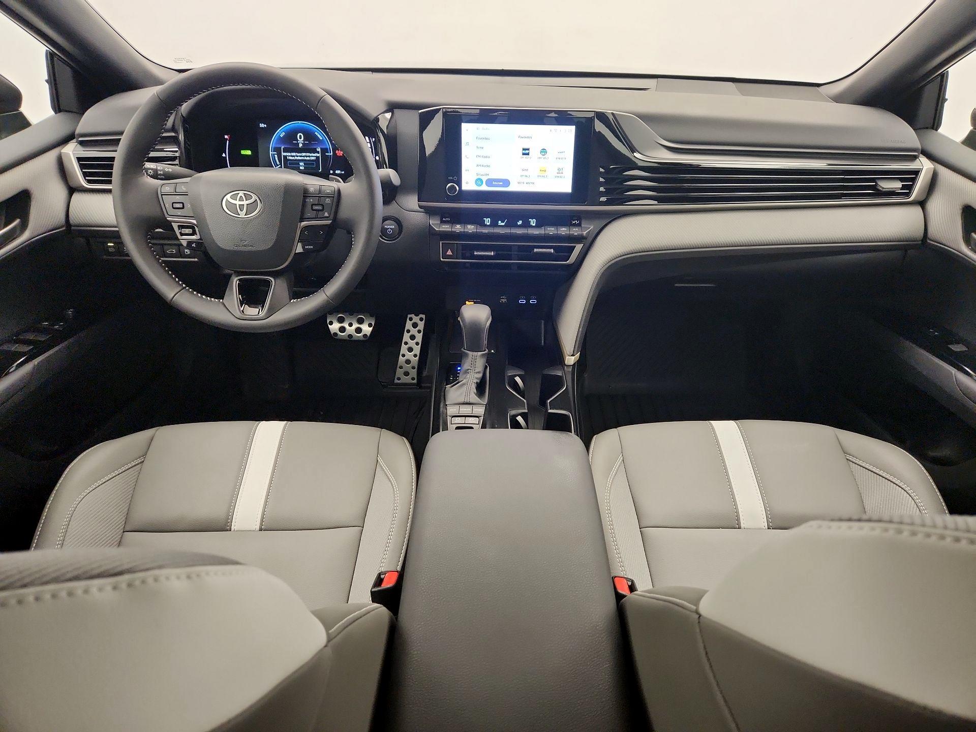 Thumbnail: 2025 Toyota Camry - 9