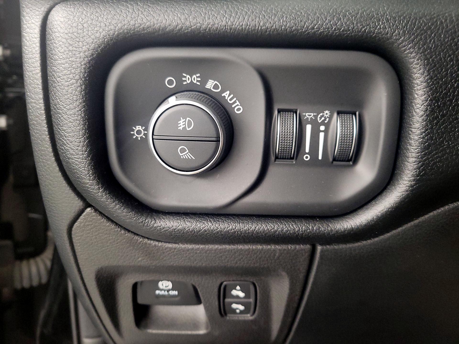 Thumbnail: 2022 RAM 1500 - 13