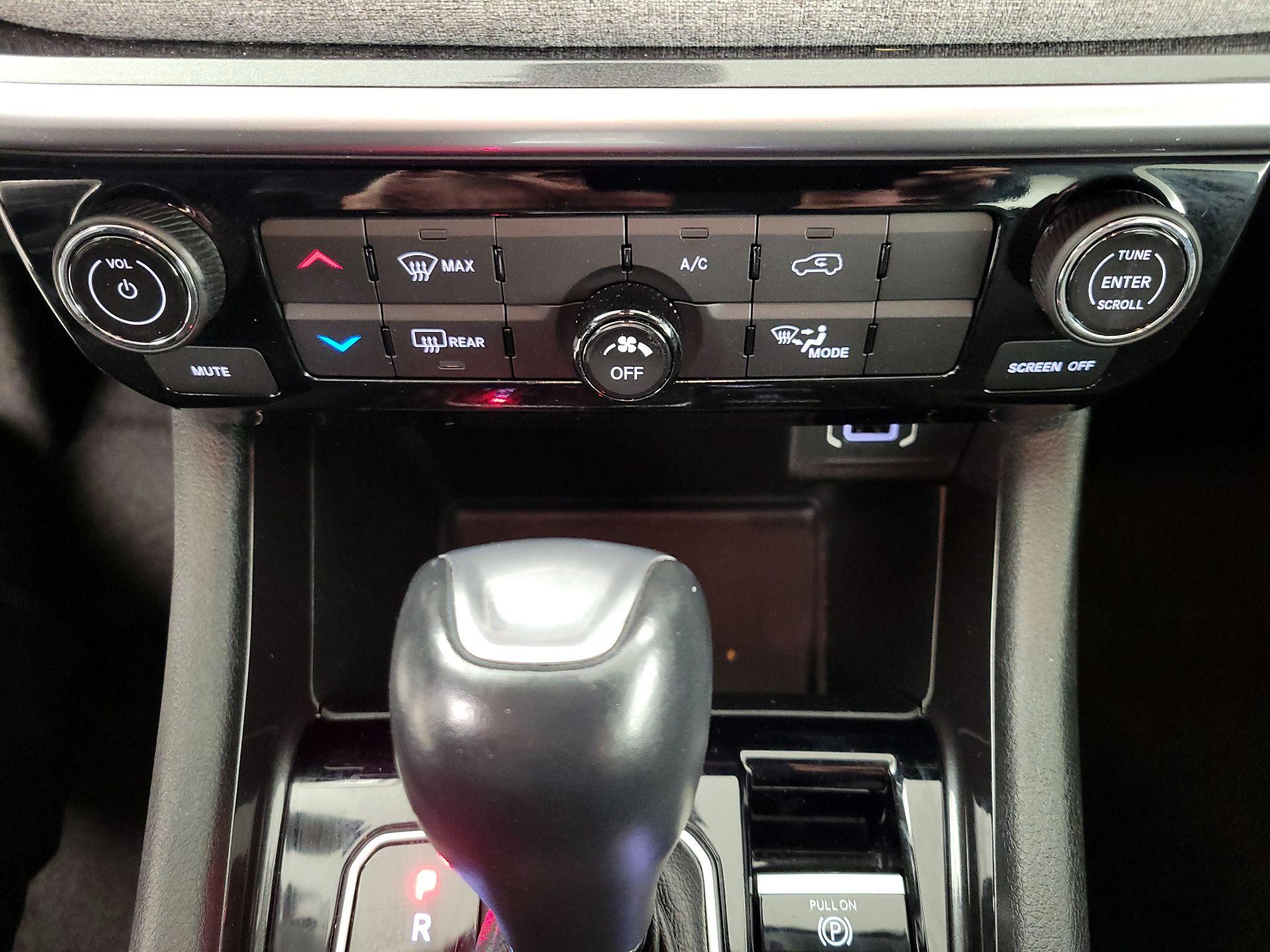 Thumbnail: 2022 Jeep Compass - 16