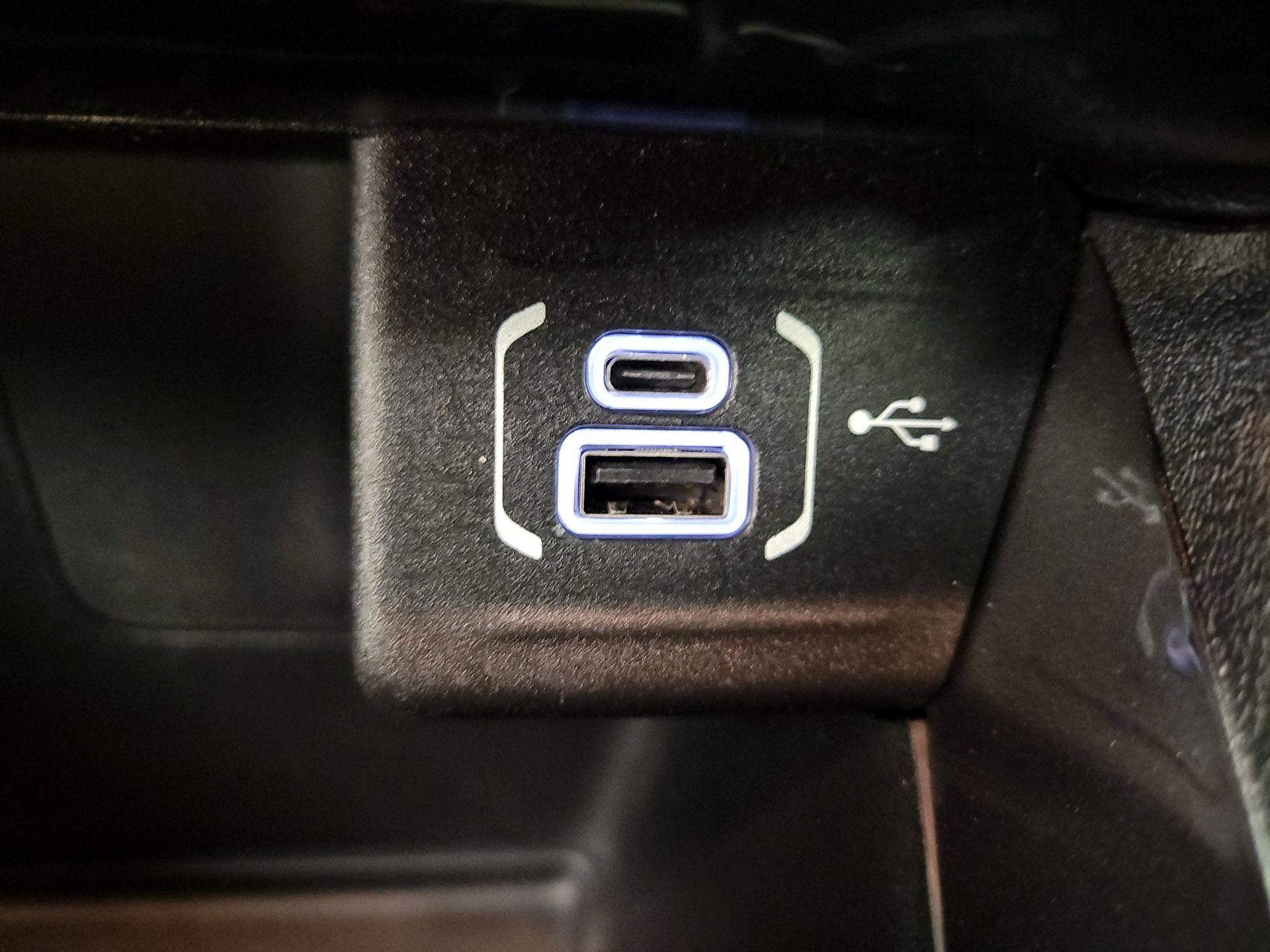 Thumbnail: 2022 Jeep Compass - 18