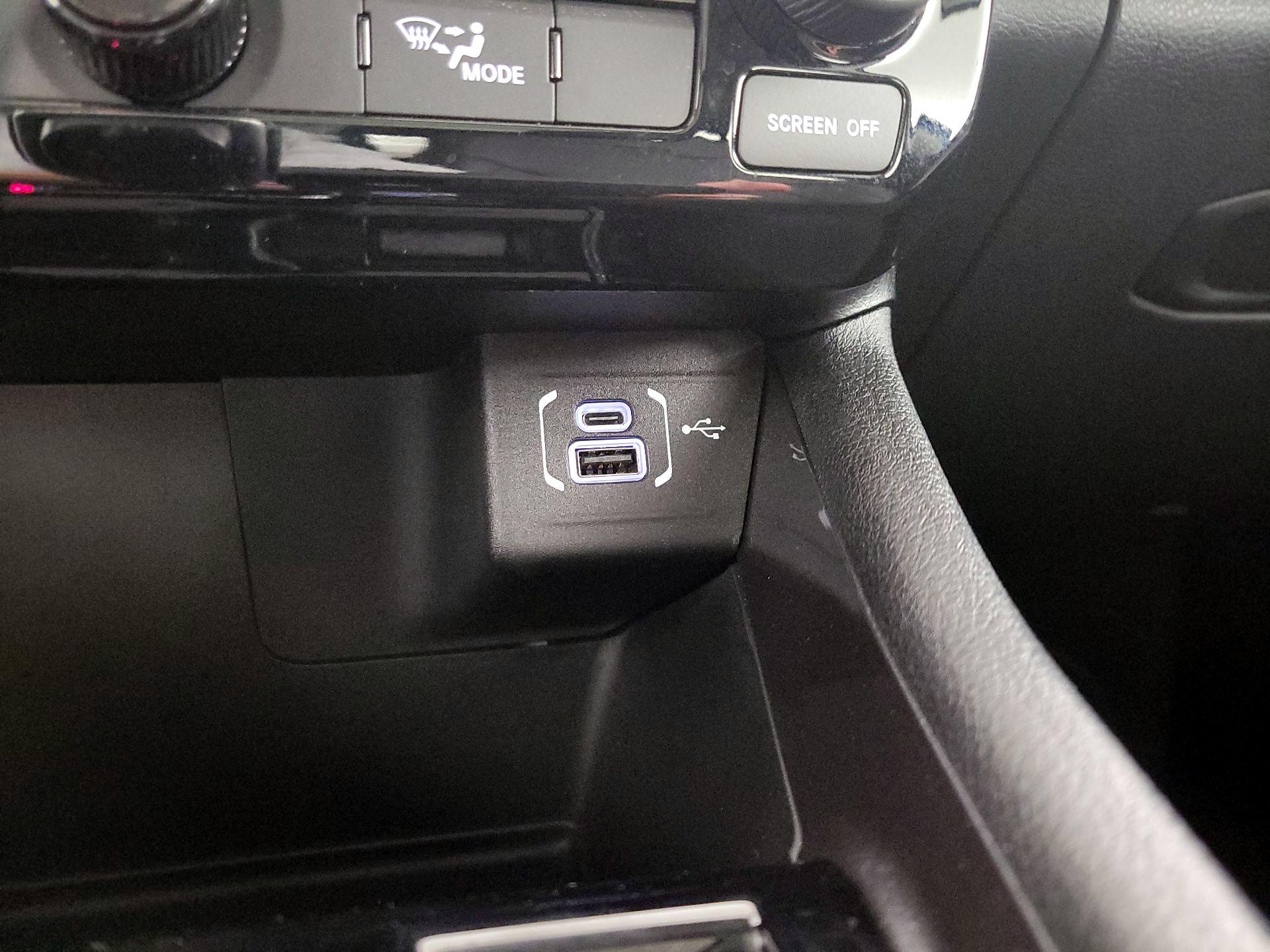 Thumbnail: 2022 Jeep Compass - 18