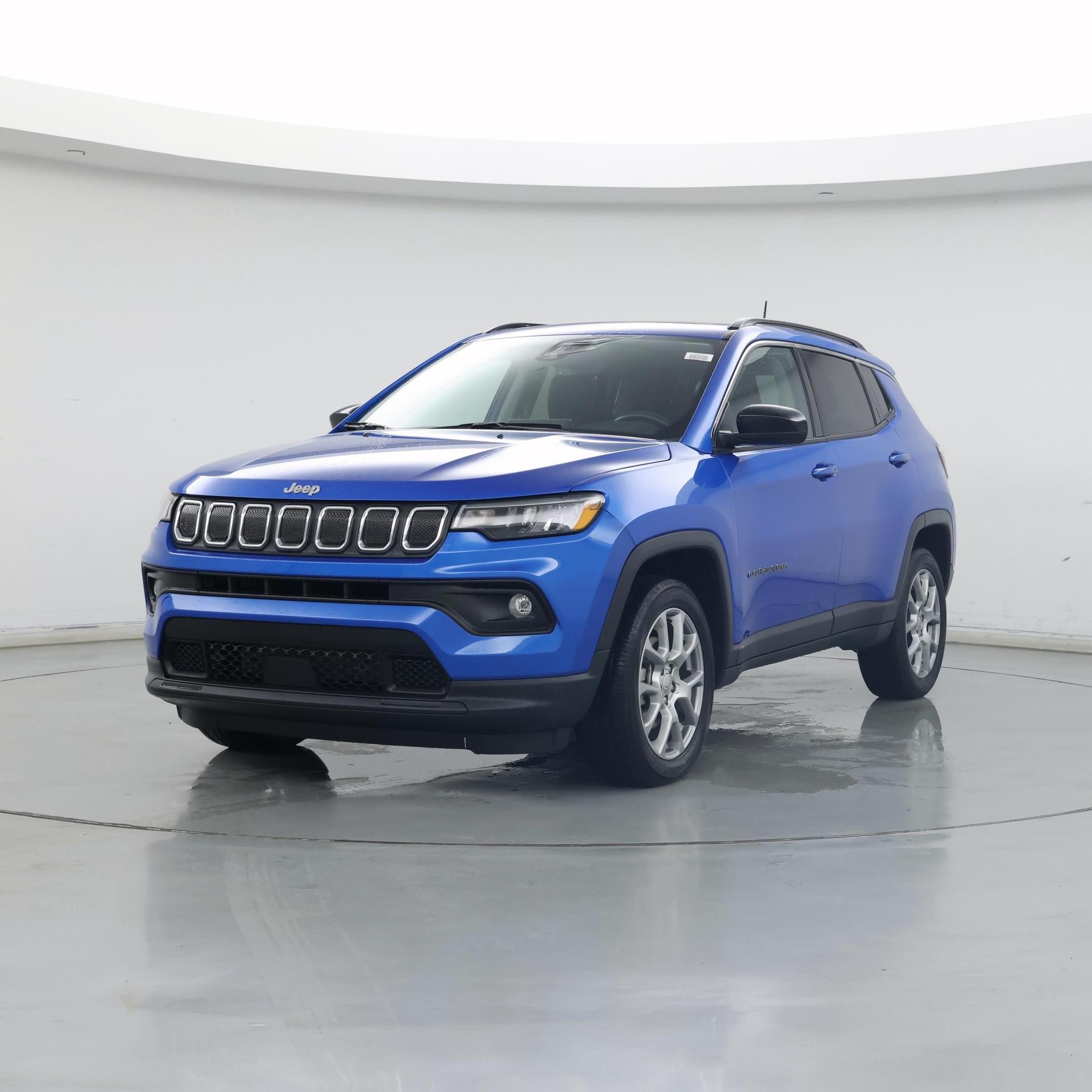 Thumbnail: 2022 Jeep Compass - 4