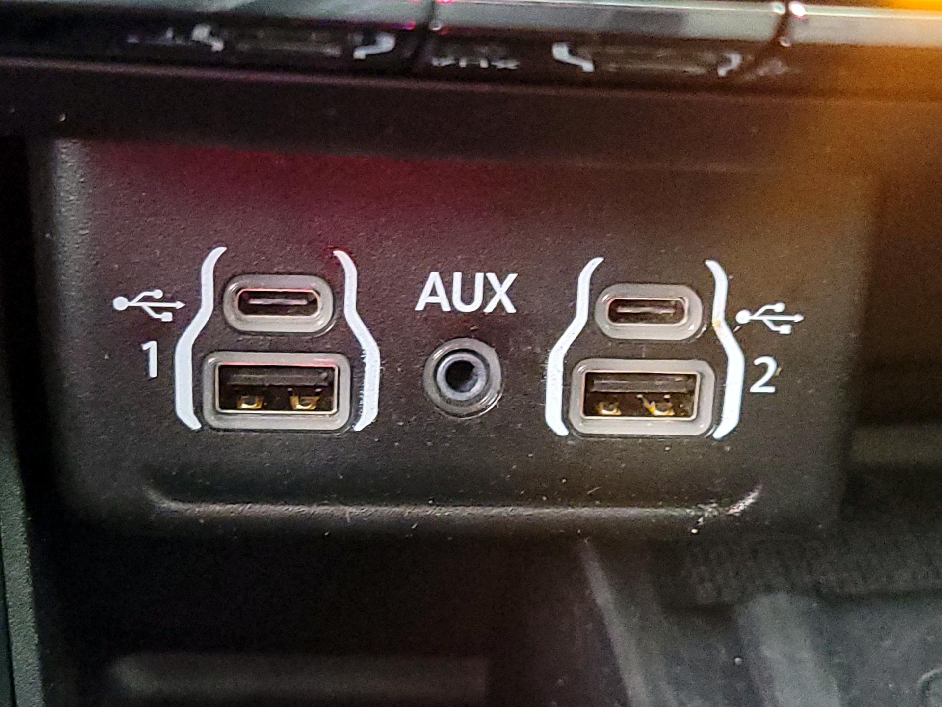 Thumbnail: 2022 Dodge Durango - 19