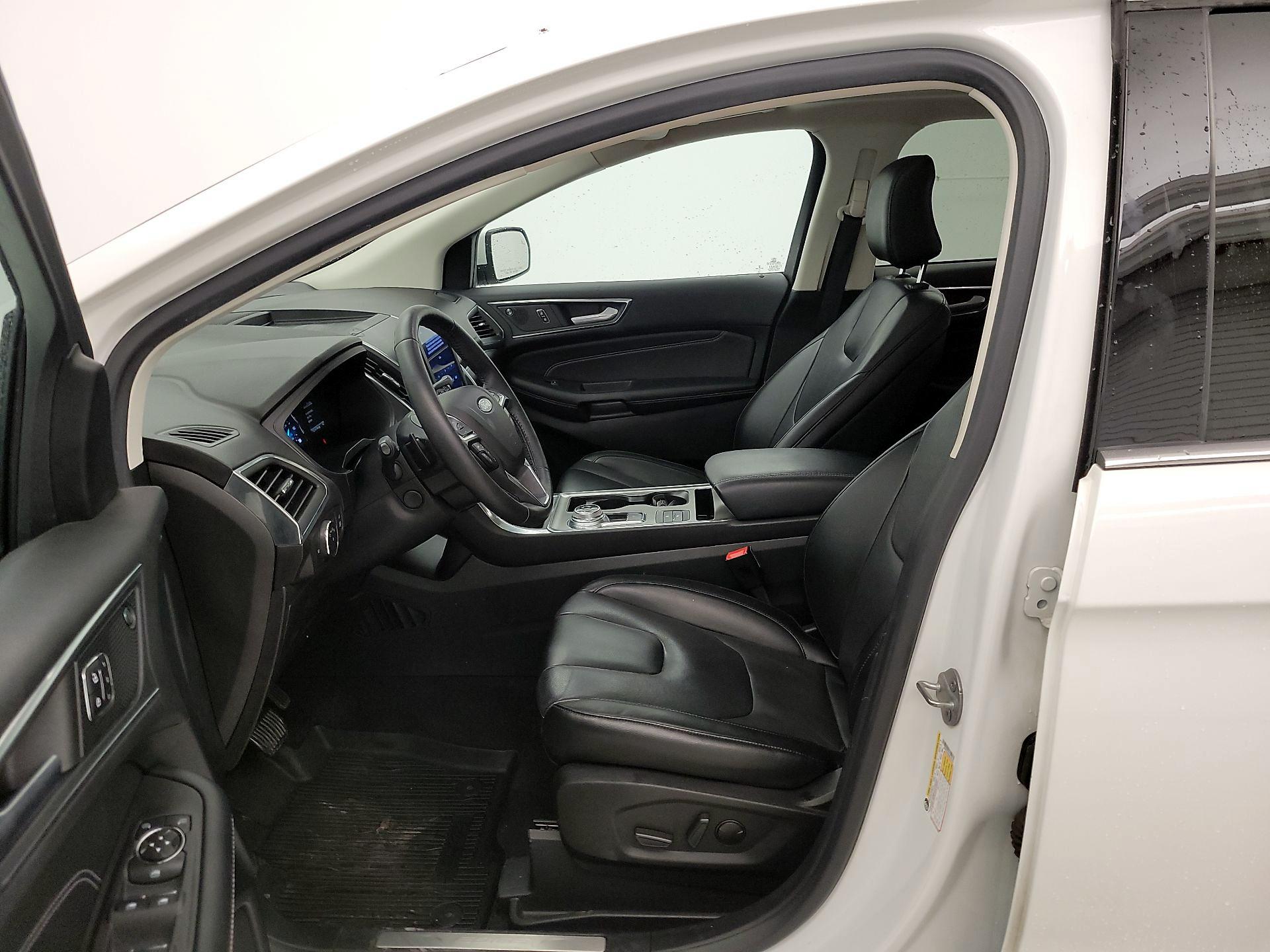 Thumbnail: 2022 Ford Edge - 11