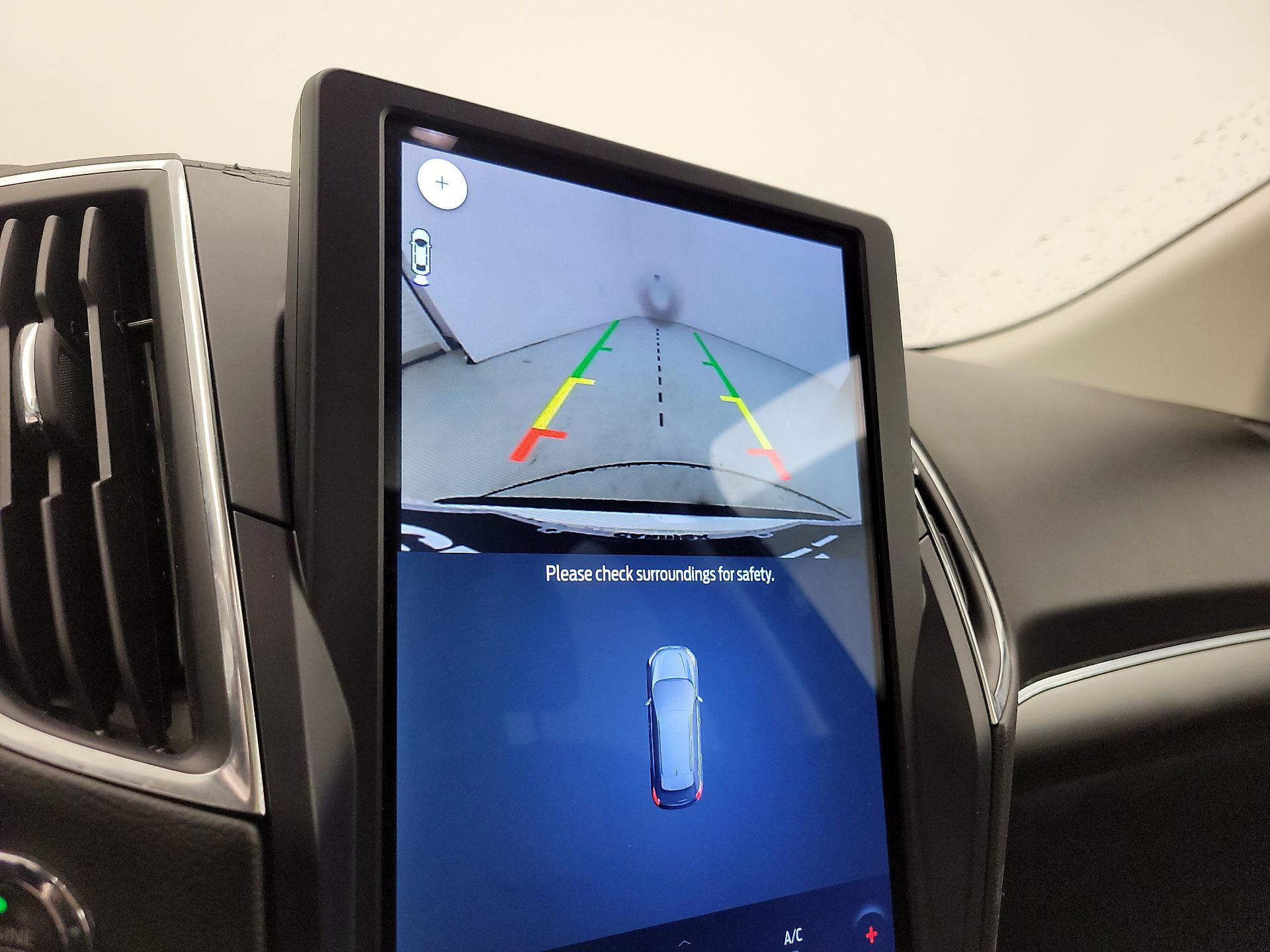 Thumbnail: 2022 Ford Edge - 14