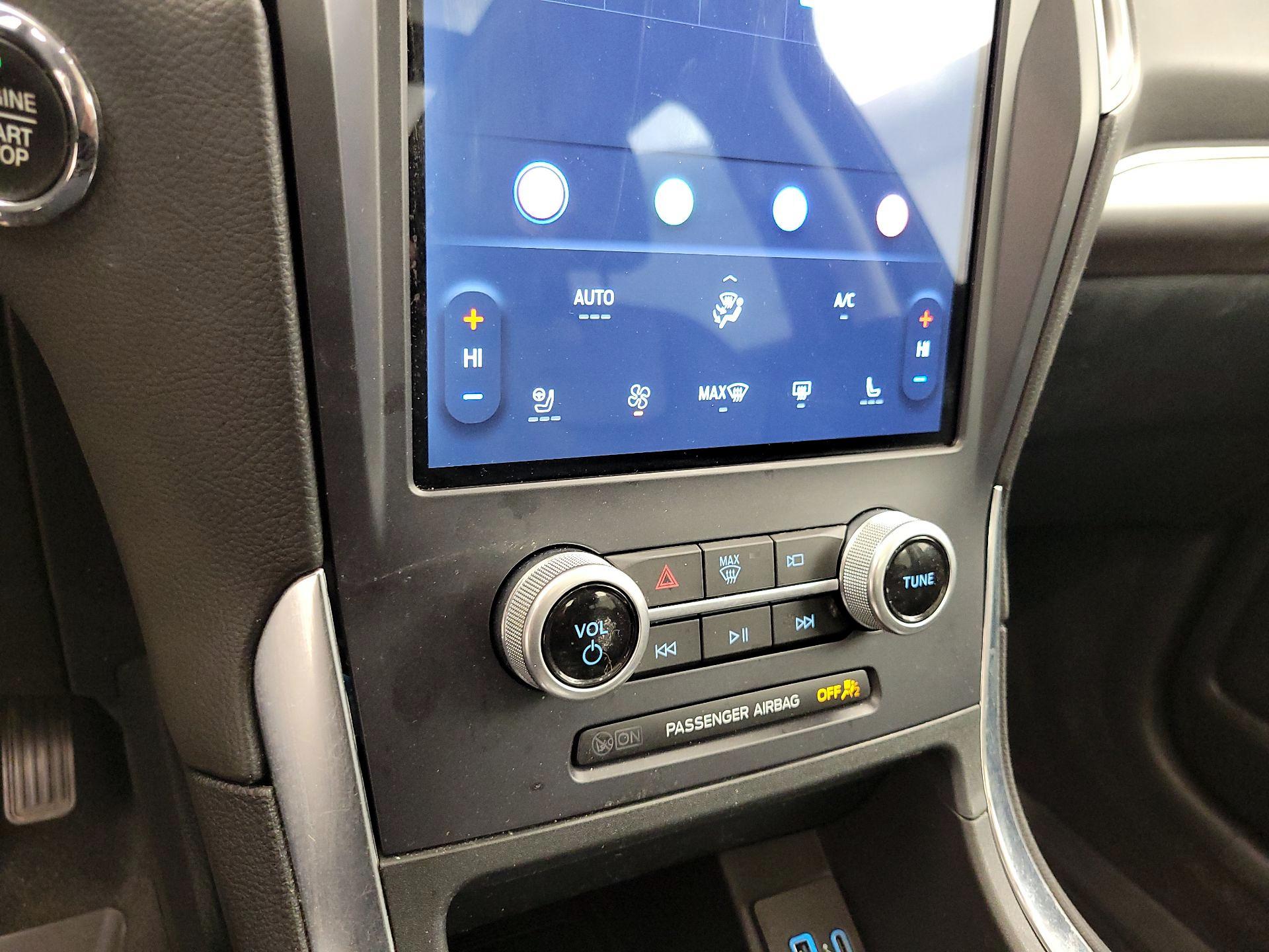 Thumbnail: 2022 Ford Edge - 16