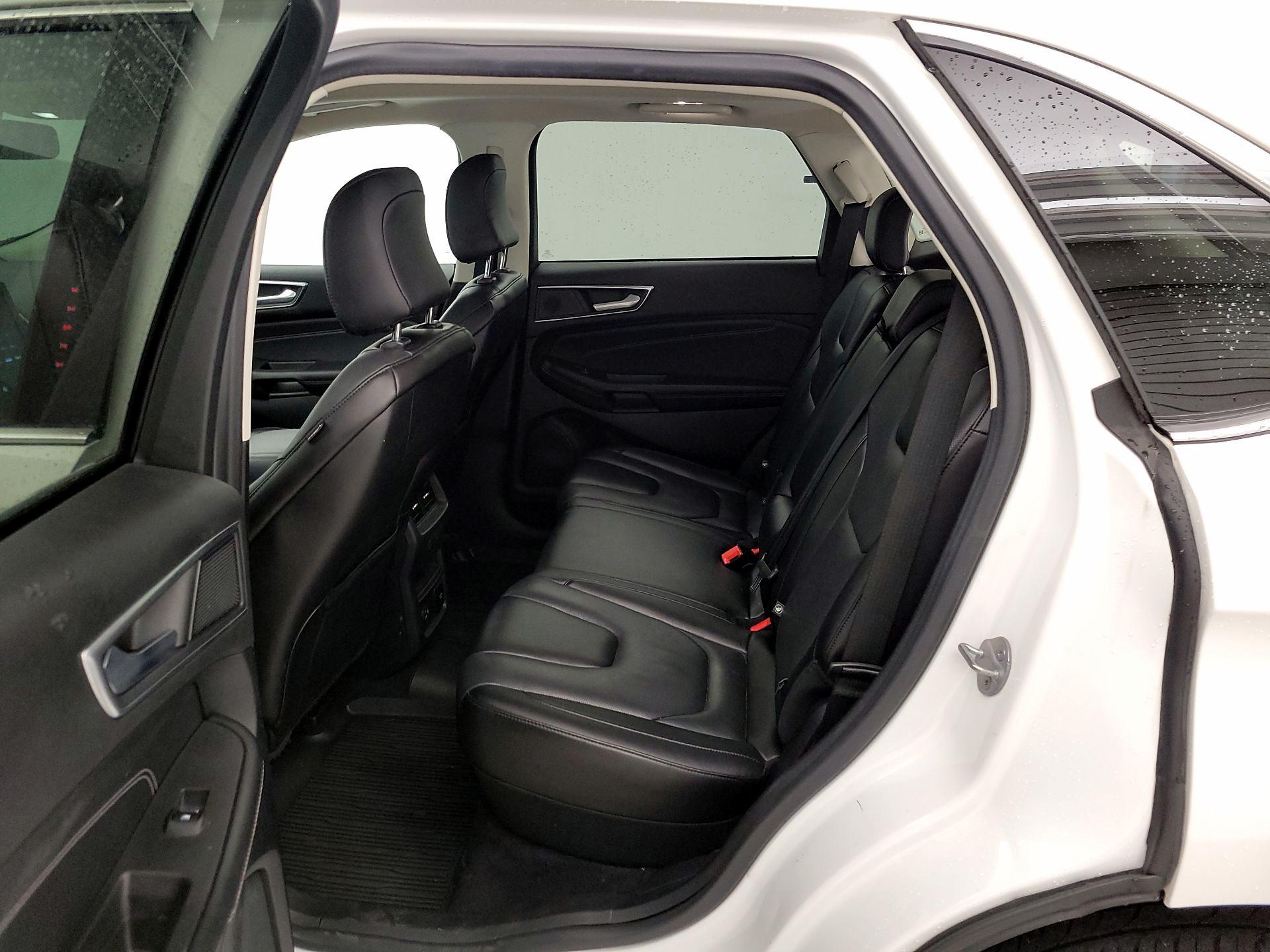 Thumbnail: 2022 Ford Edge - 20