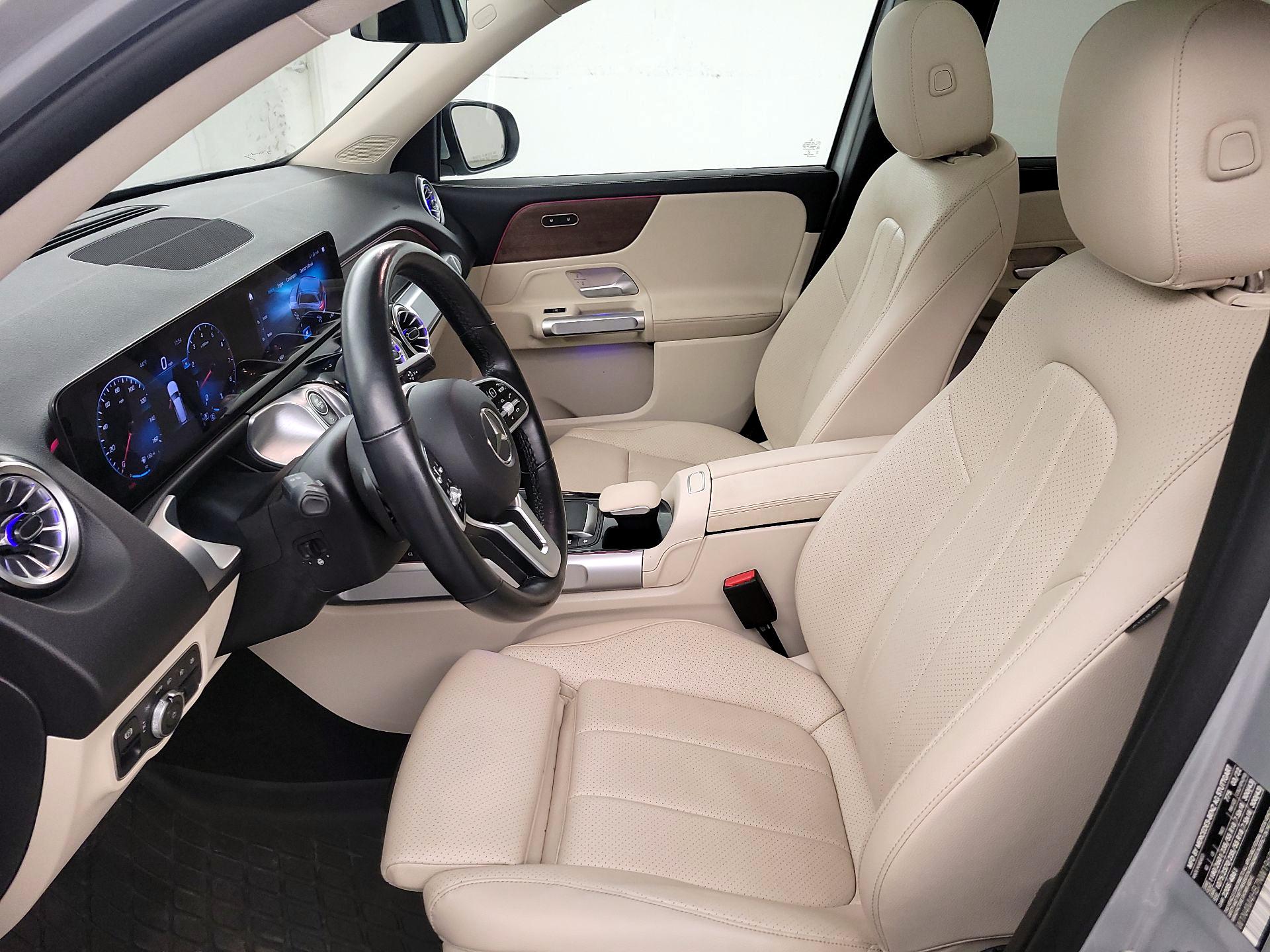 Thumbnail: 2022 Mercedes-Benz GLB - 11