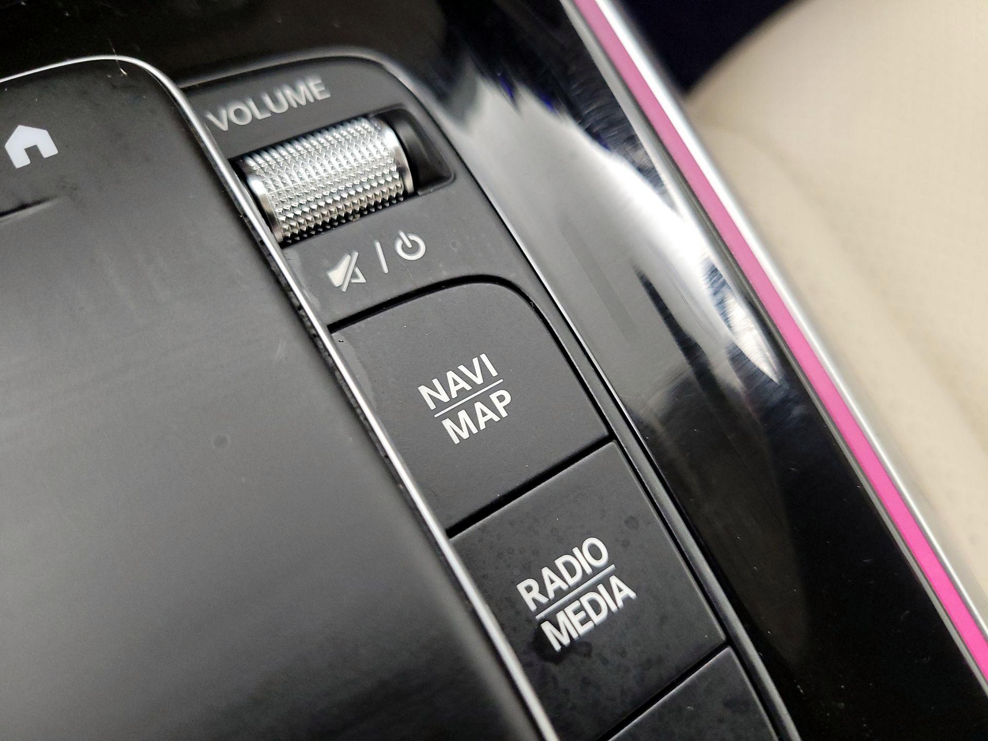 Thumbnail: 2022 Mercedes-Benz GLB - 14