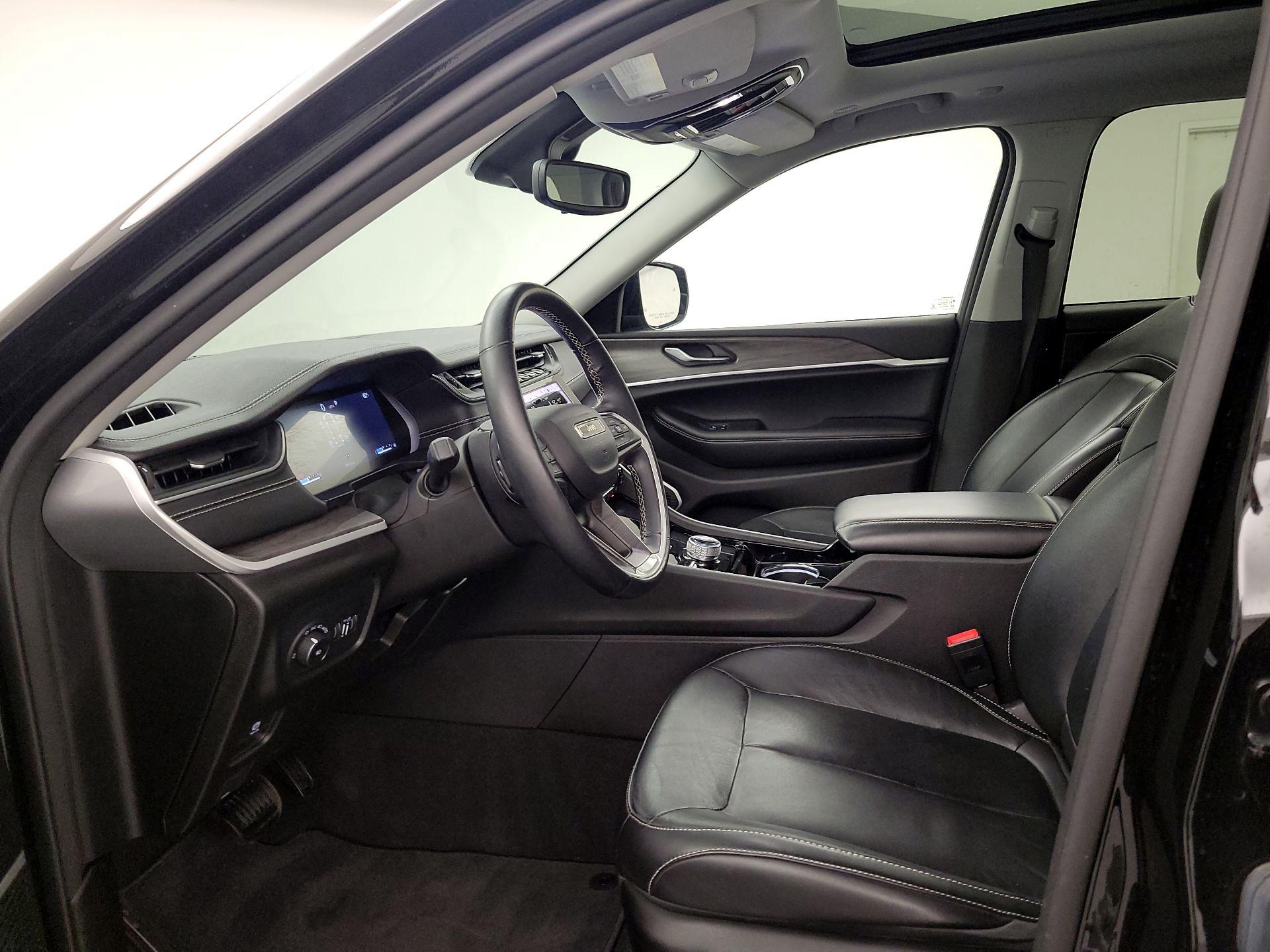 Thumbnail: 2022 Jeep Grand Cherokee L - 11