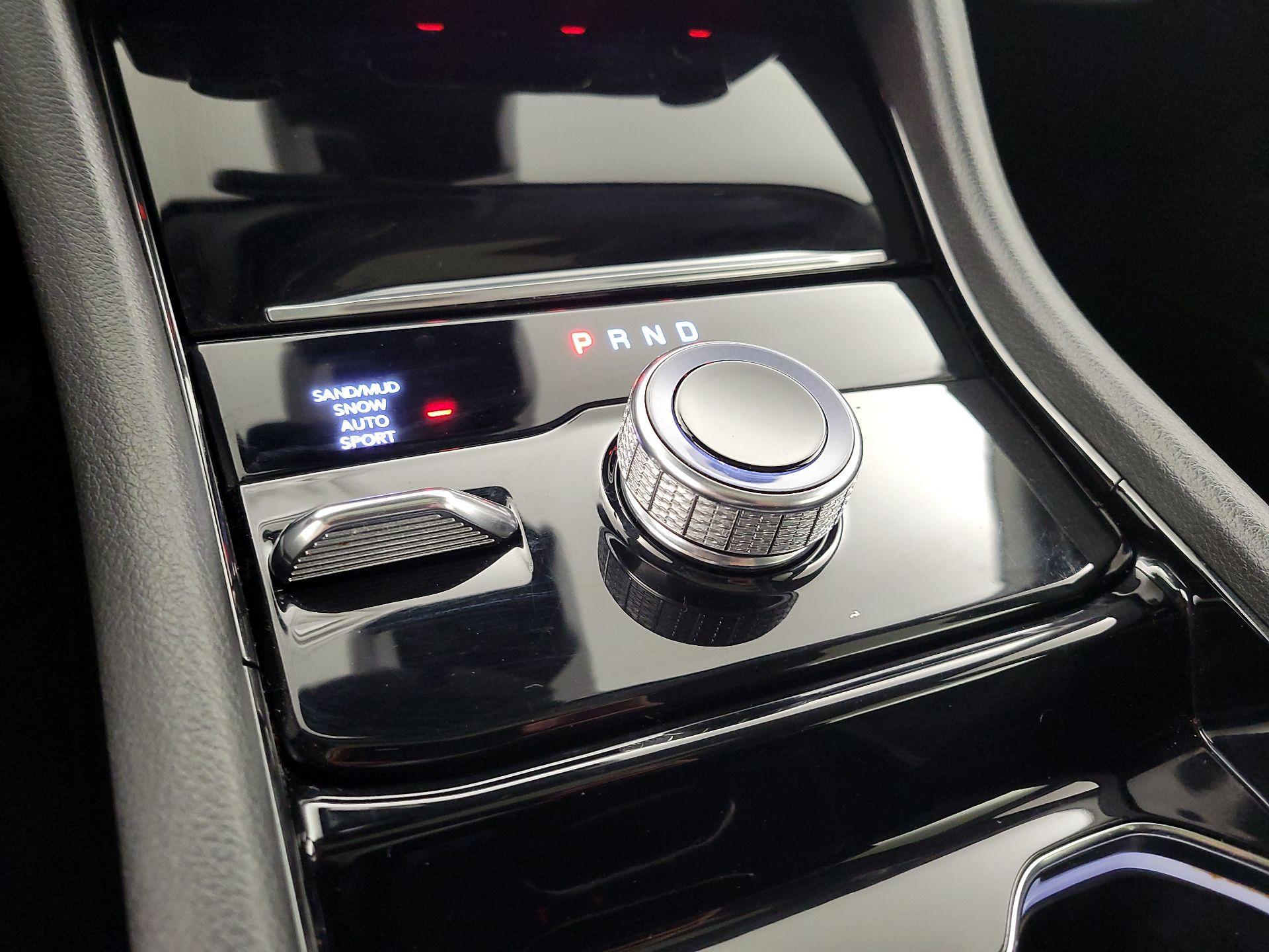 Thumbnail: 2022 Jeep Grand Cherokee L - 17