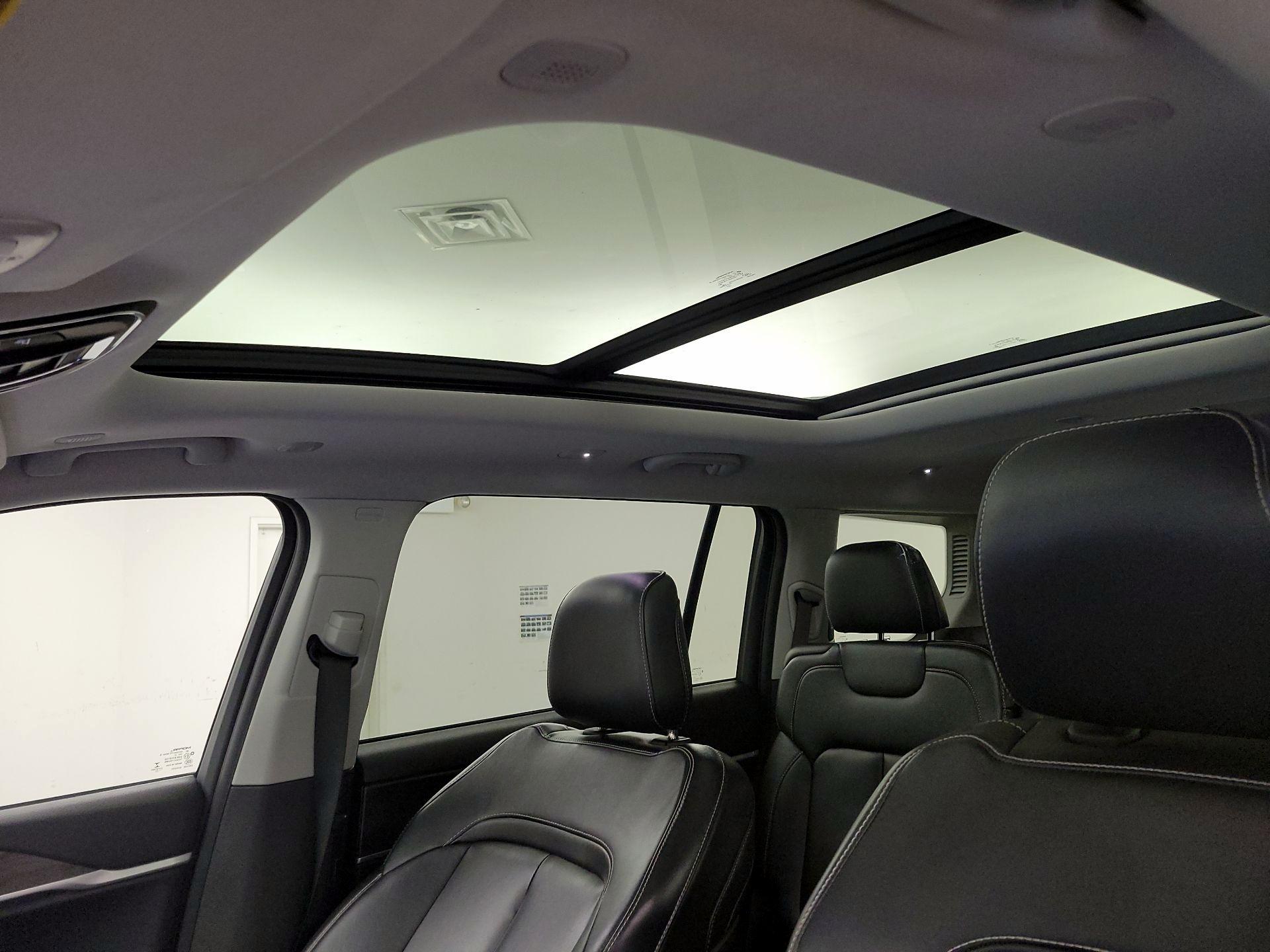 Thumbnail: 2022 Jeep Grand Cherokee L - 18