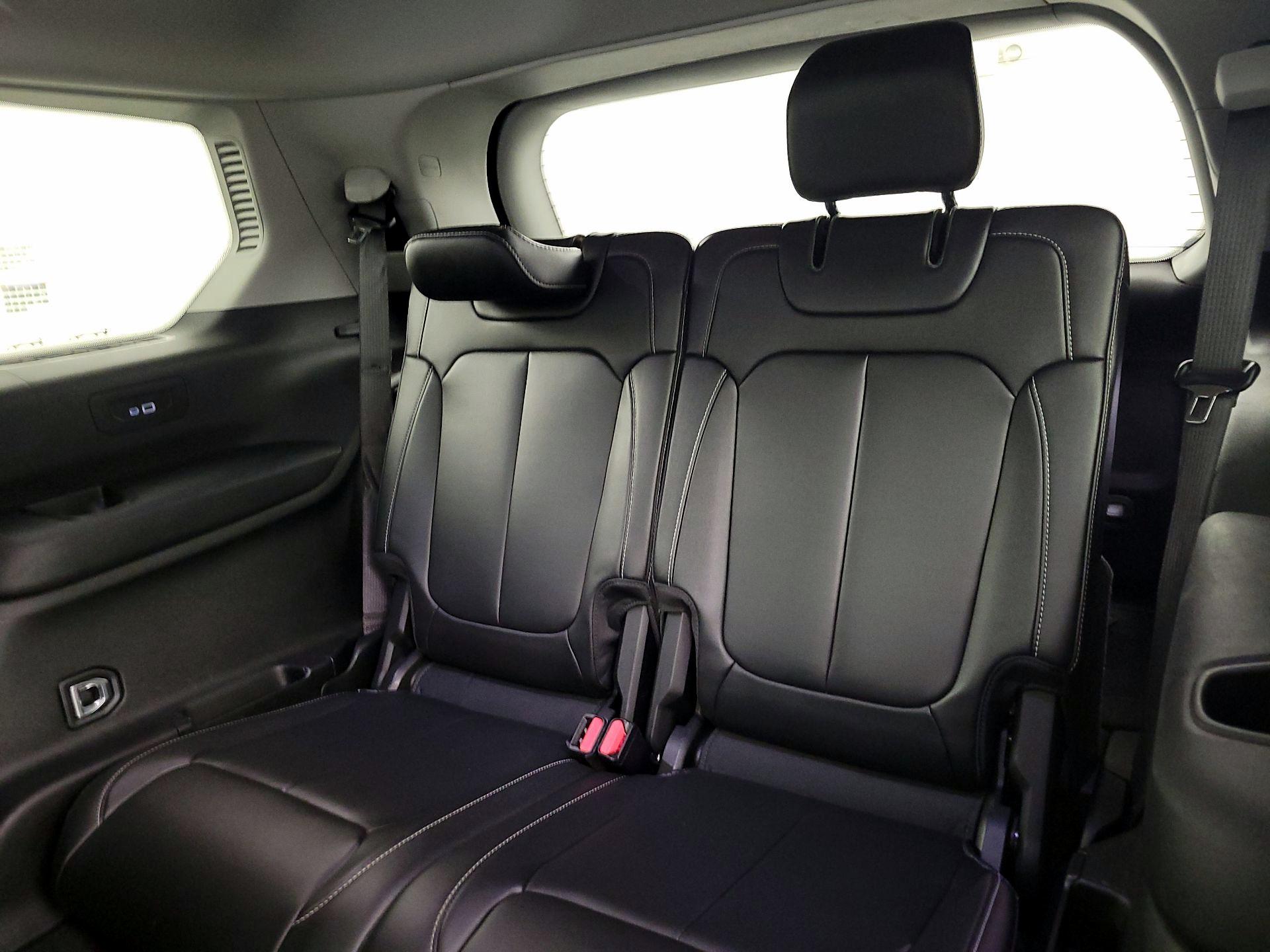 Thumbnail: 2022 Jeep Grand Cherokee L - 20