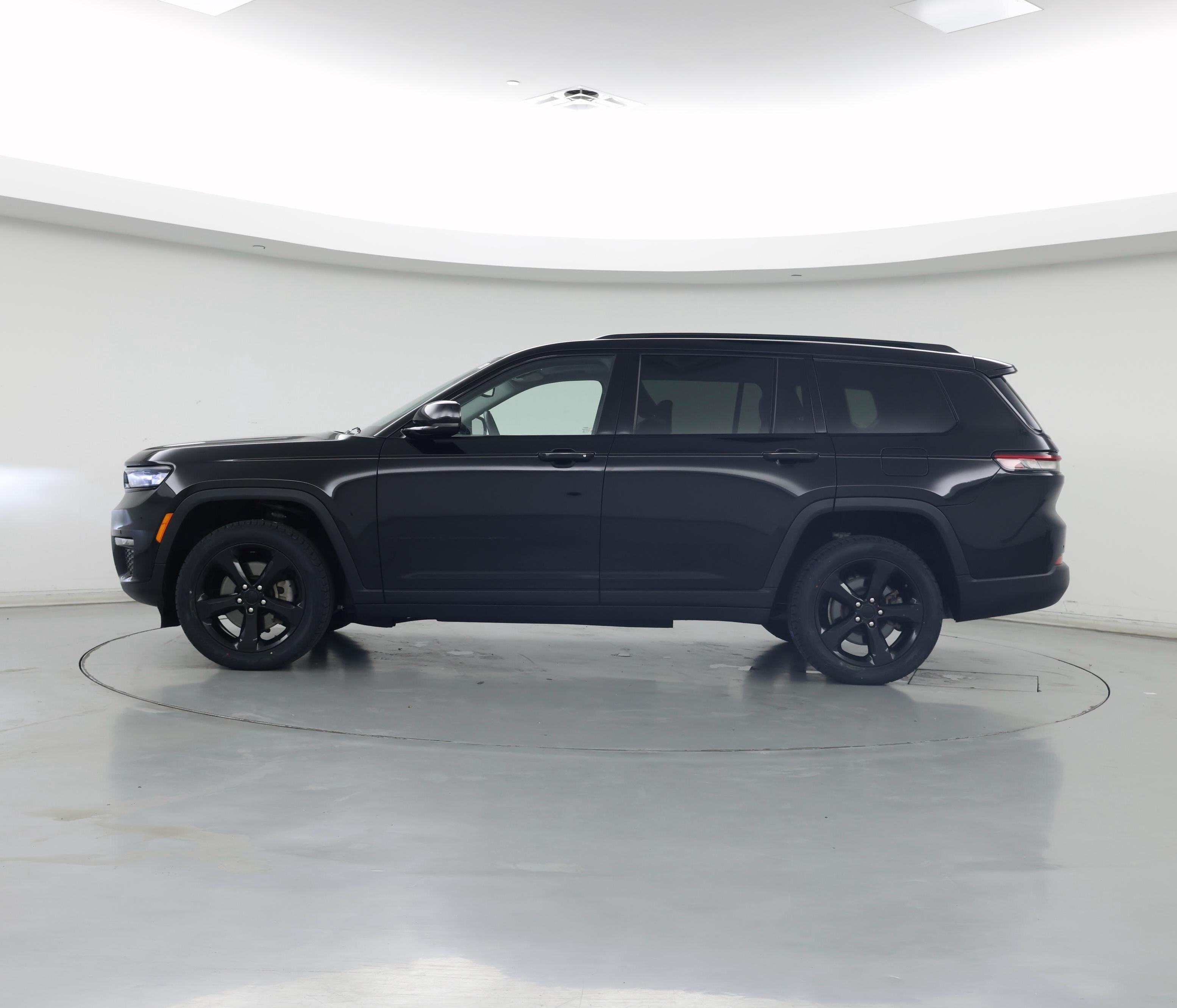 Thumbnail: 2022 Jeep Grand Cherokee L - 3