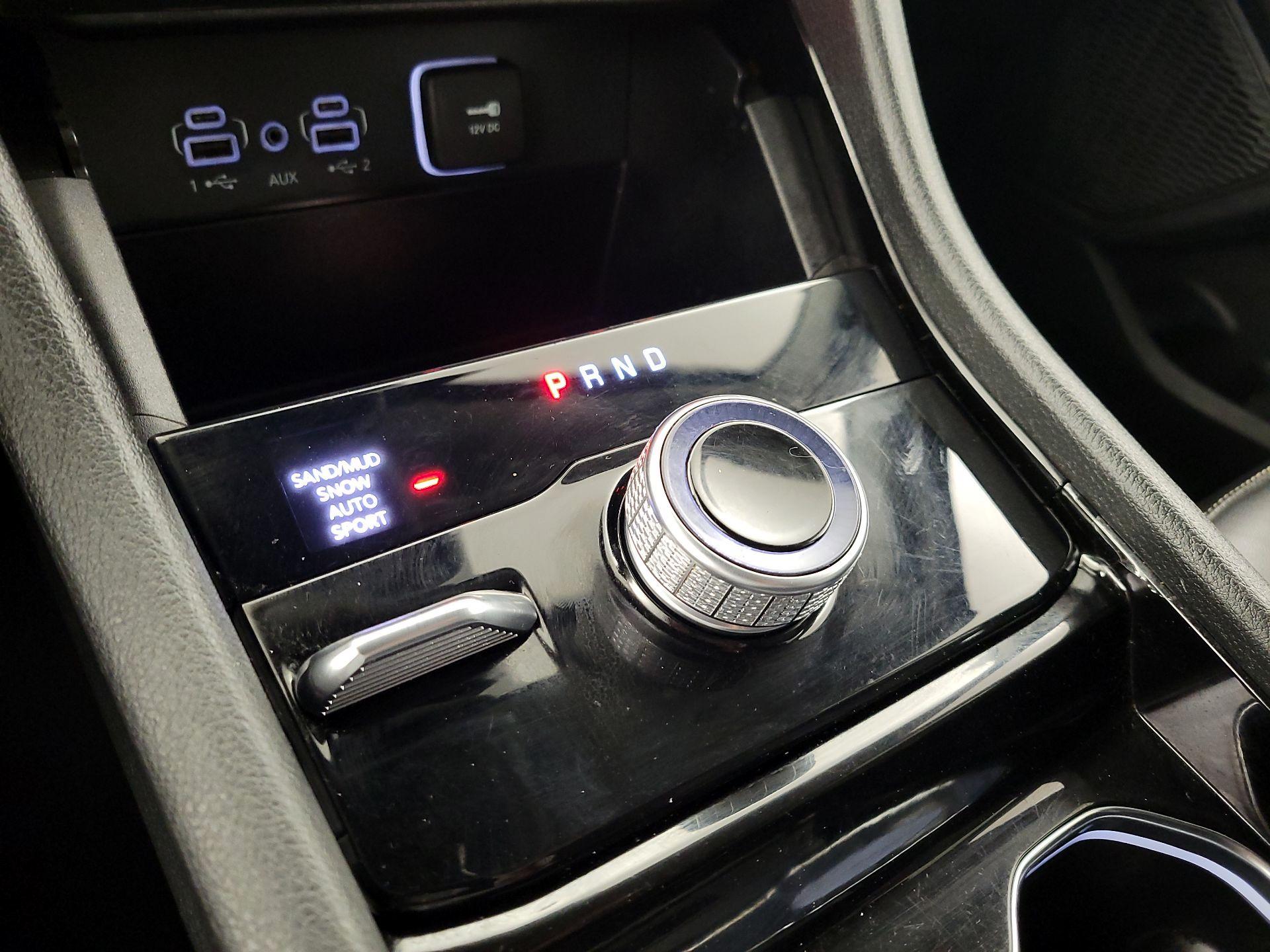 Thumbnail: 2023 Jeep Grand Cherokee L - 17