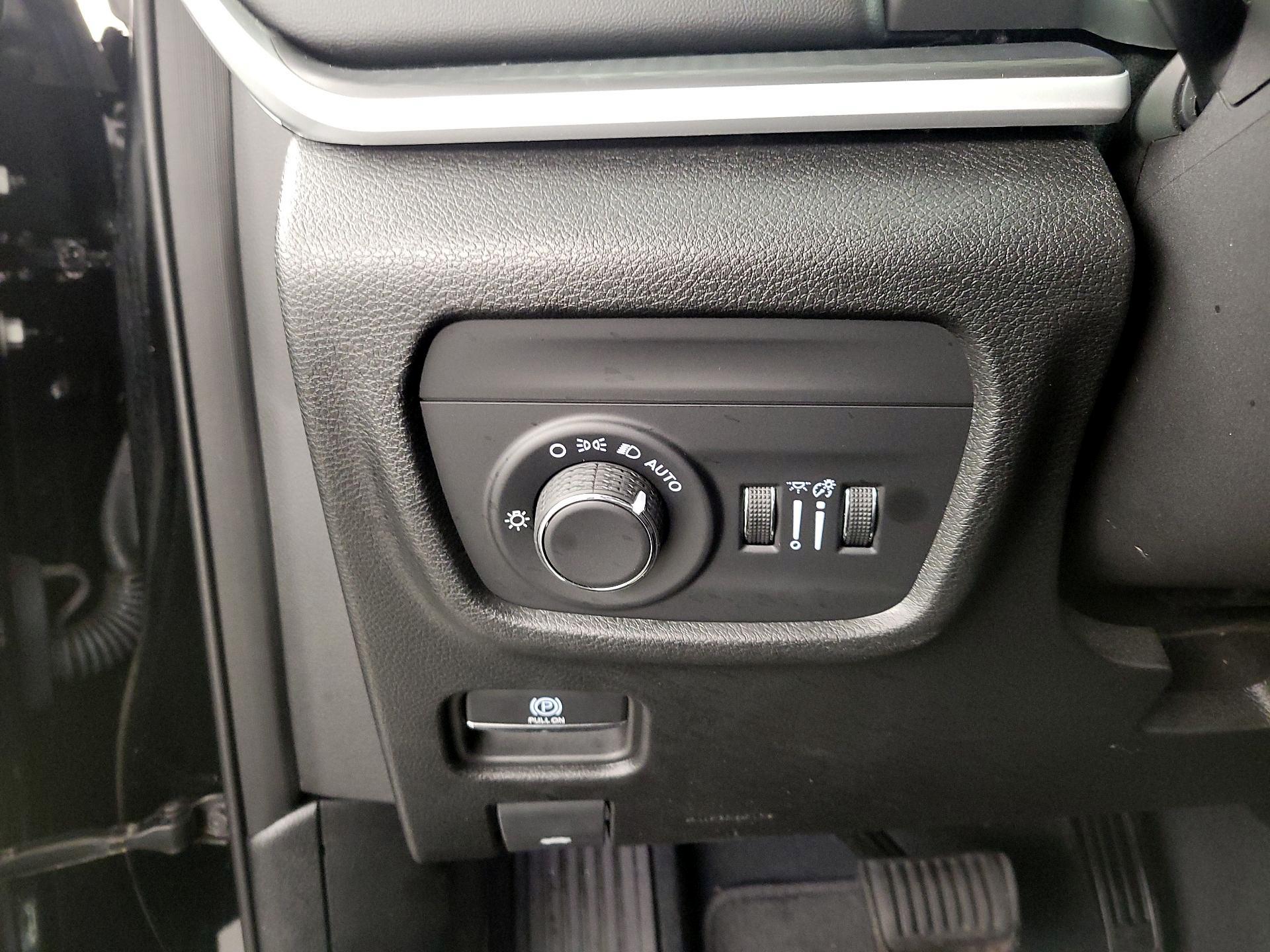 Thumbnail: 2023 Jeep Grand Cherokee - 13