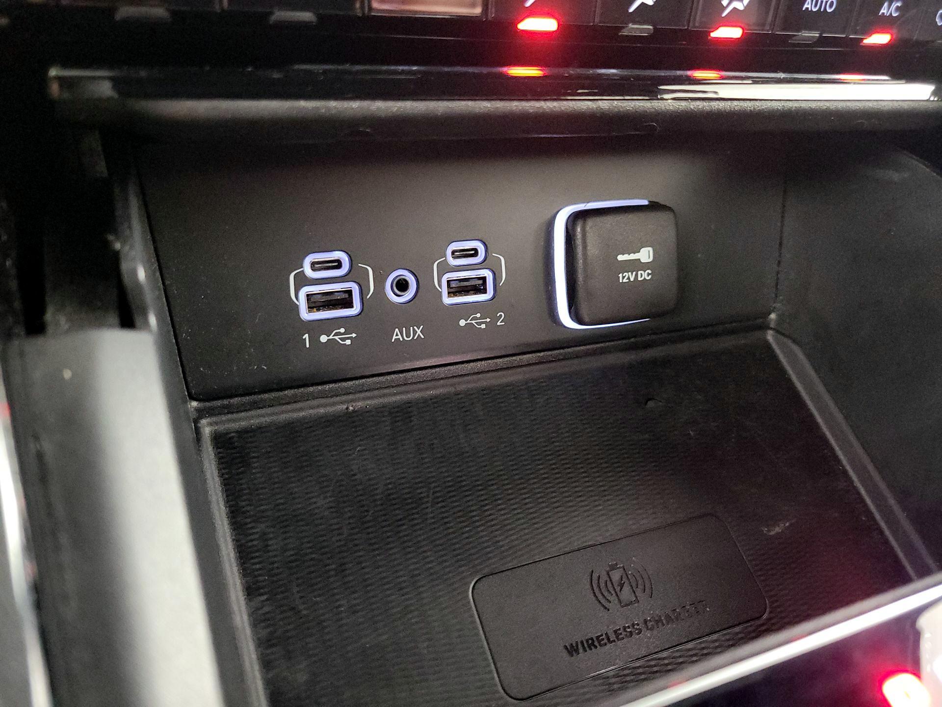 Thumbnail: 2023 Jeep Grand Cherokee - 18