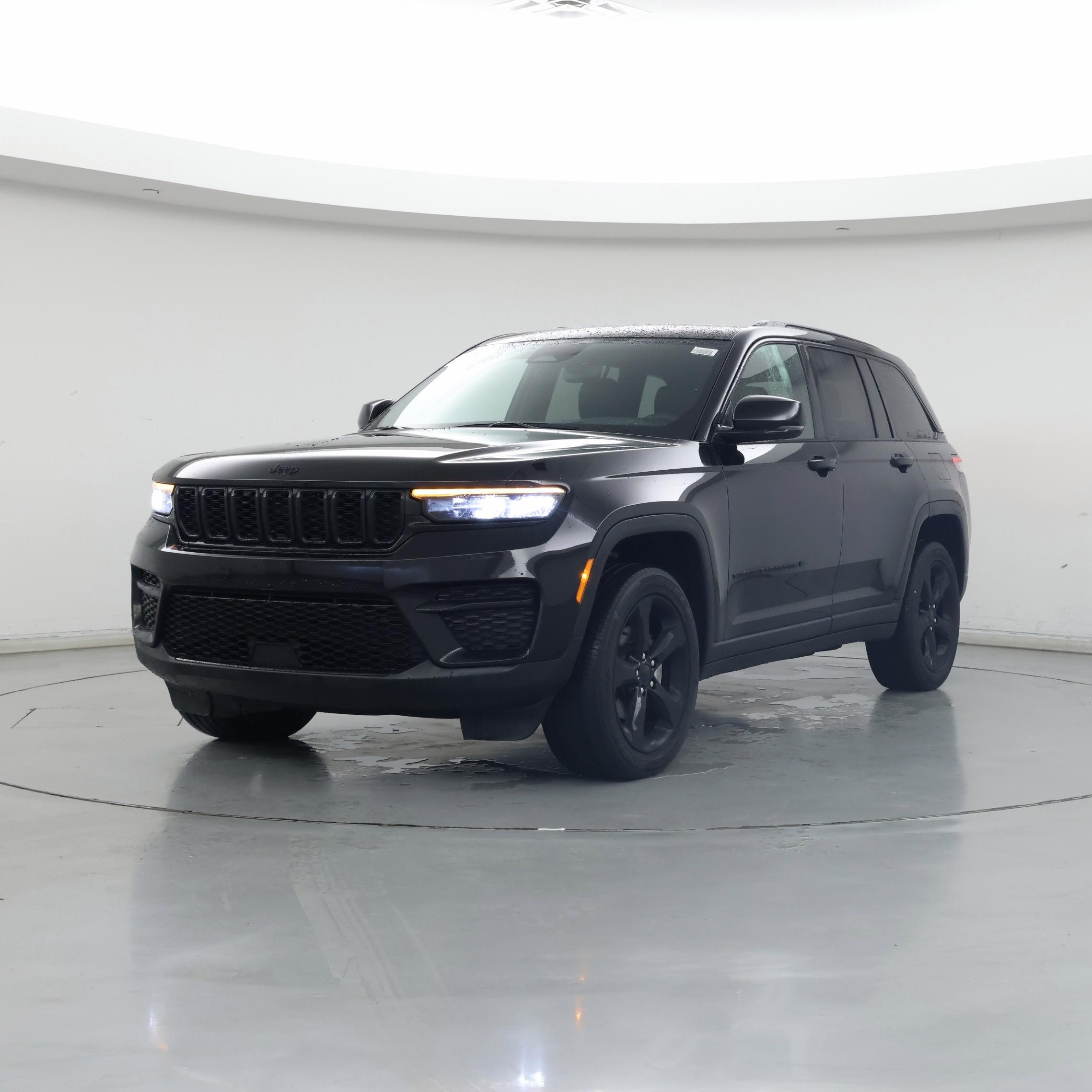 Thumbnail: 2023 Jeep Grand Cherokee - 4