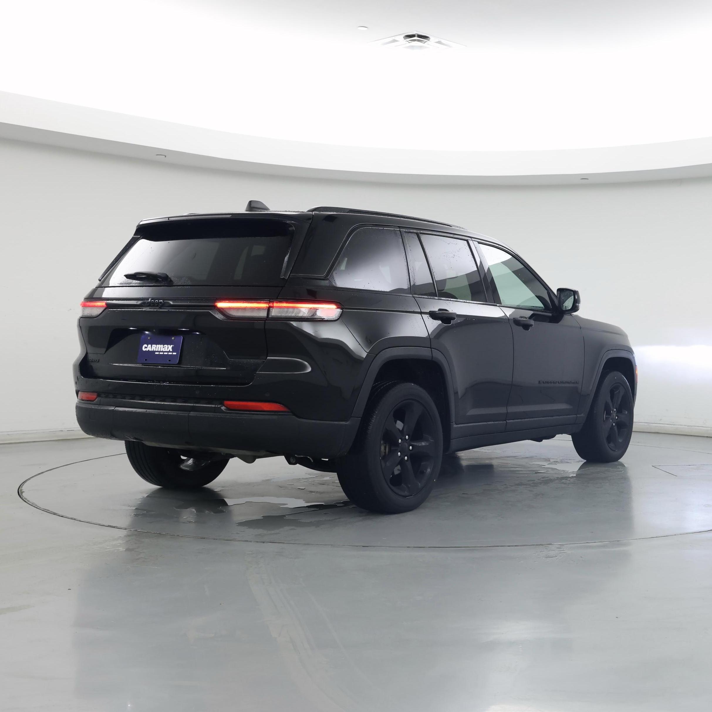 Thumbnail: 2023 Jeep Grand Cherokee - 8