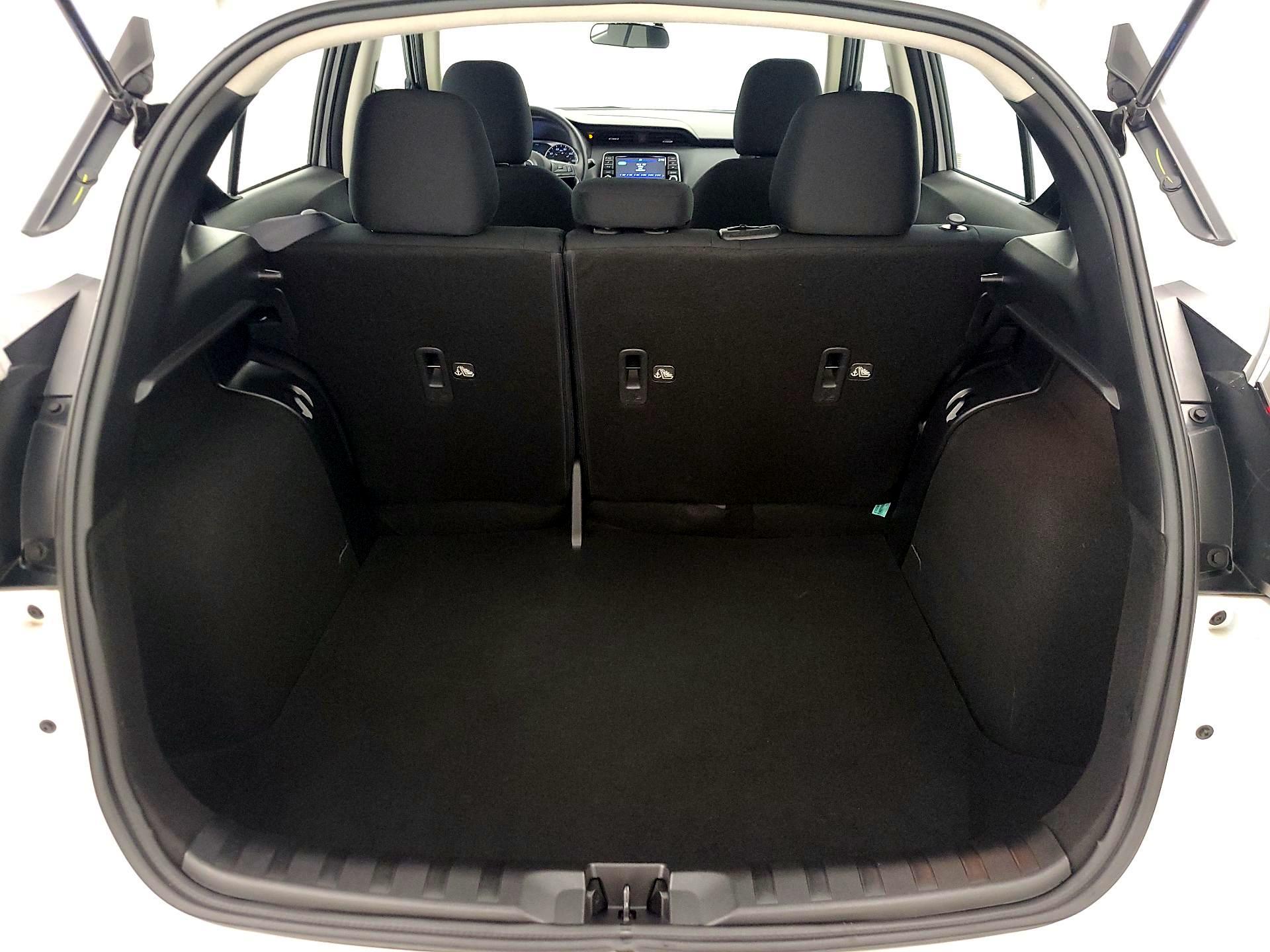 Thumbnail: 2023 Nissan Kicks - 20