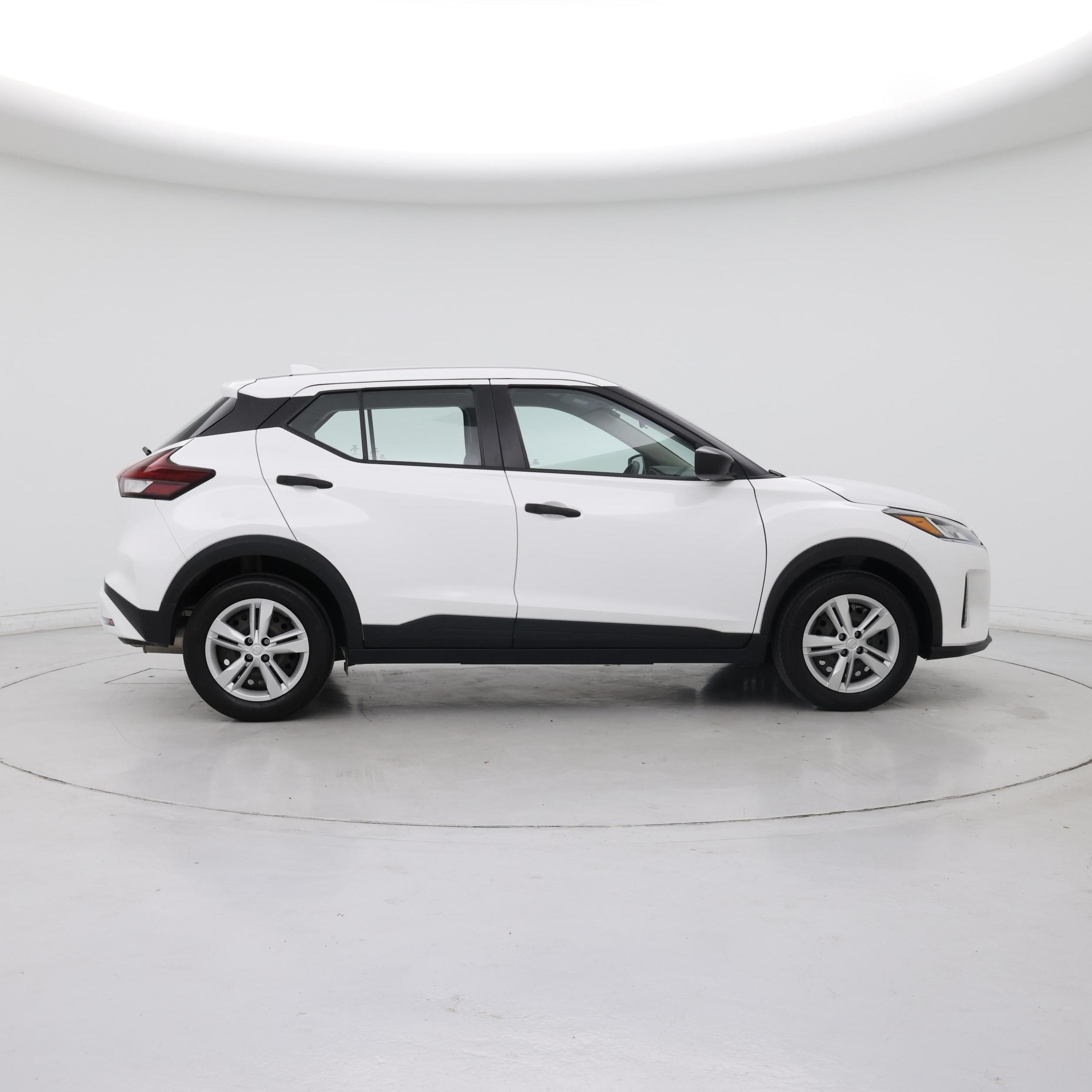 Thumbnail: 2023 Nissan Kicks - 7