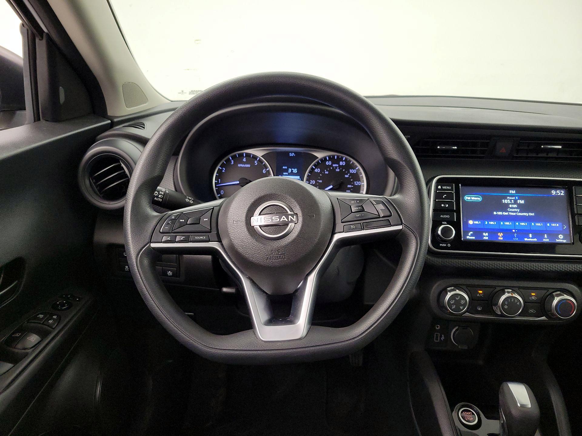 Thumbnail: 2022 Nissan Kicks - 10