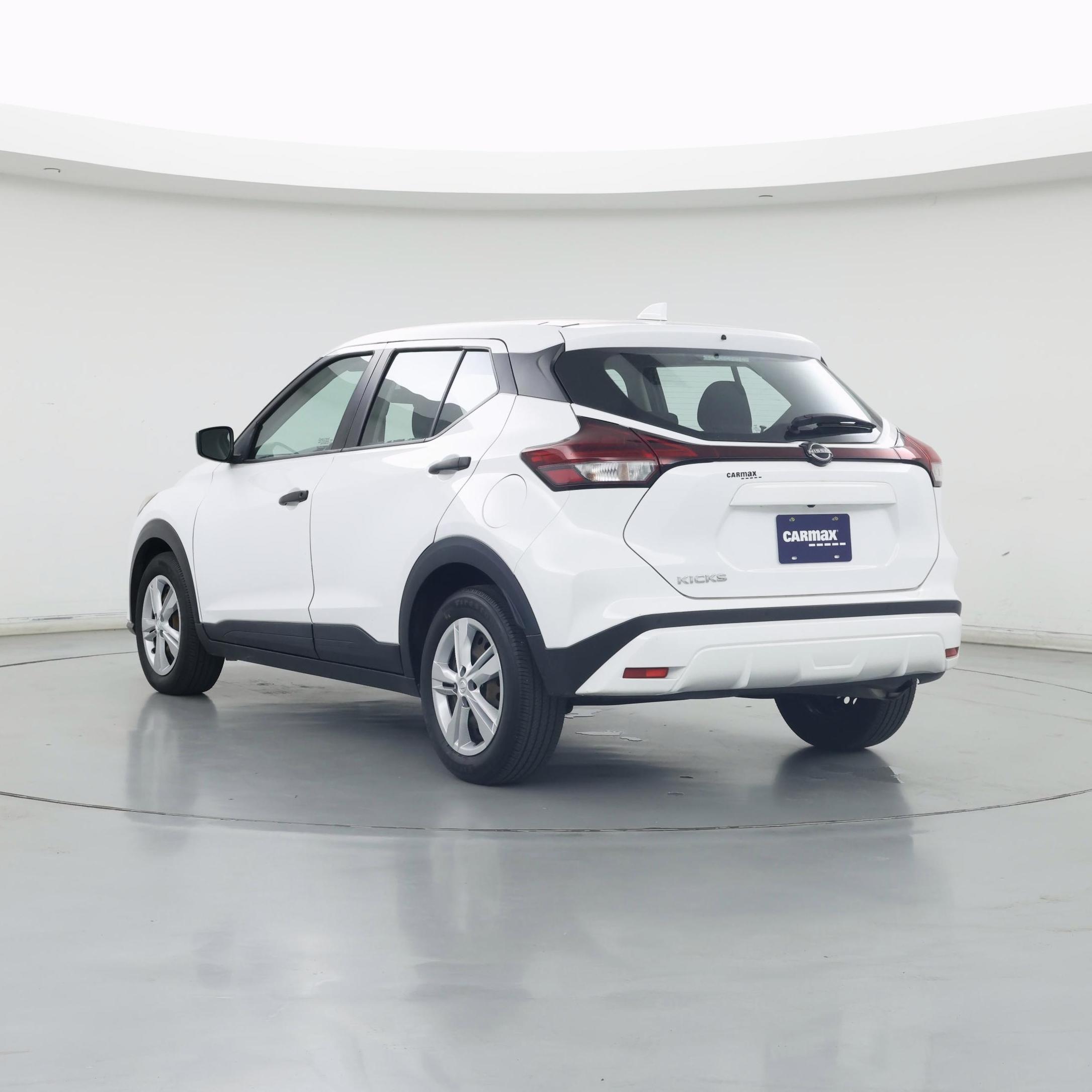 Thumbnail: 2022 Nissan Kicks - 2