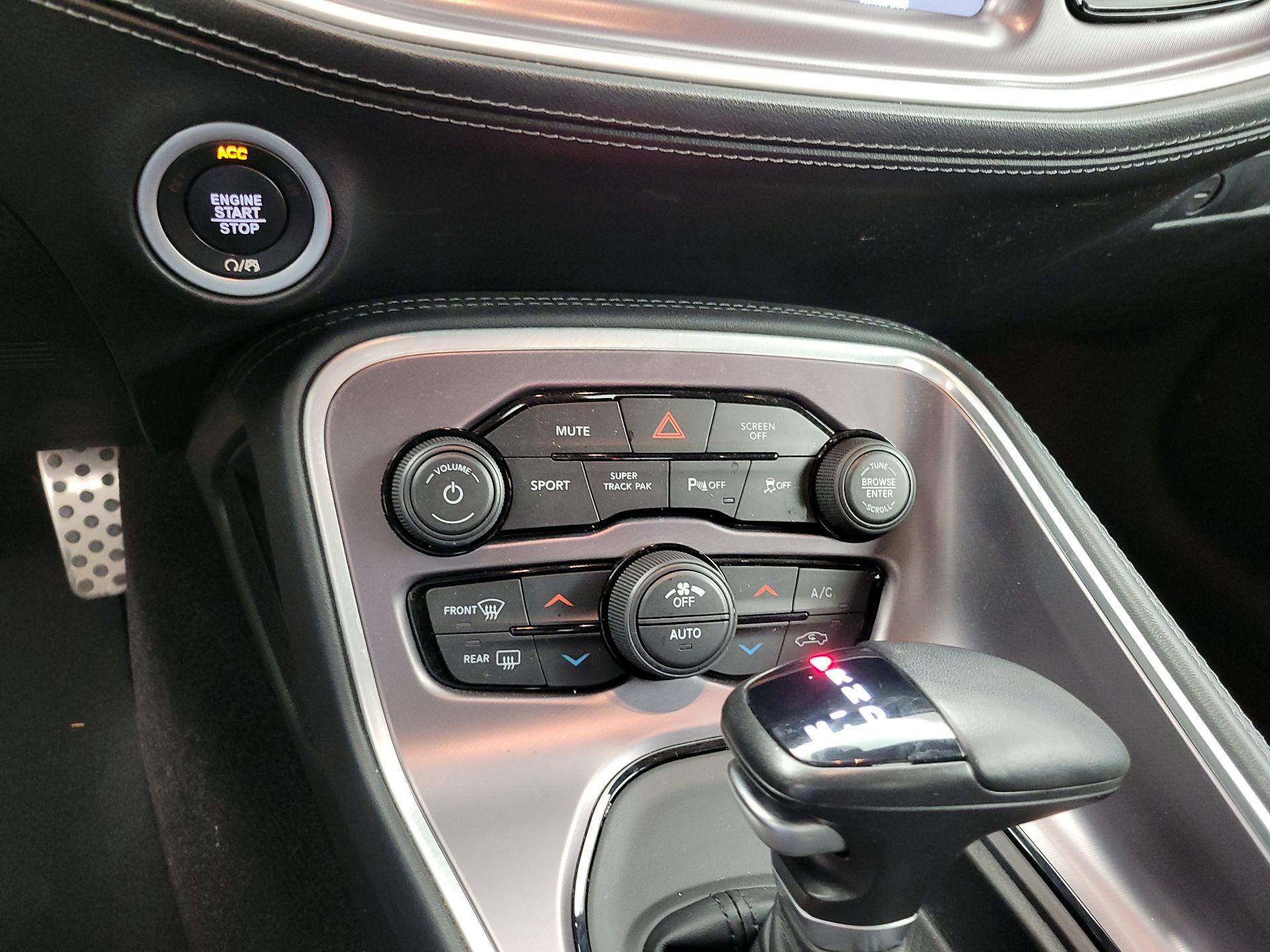 Thumbnail: 2021 Dodge Challenger - 16