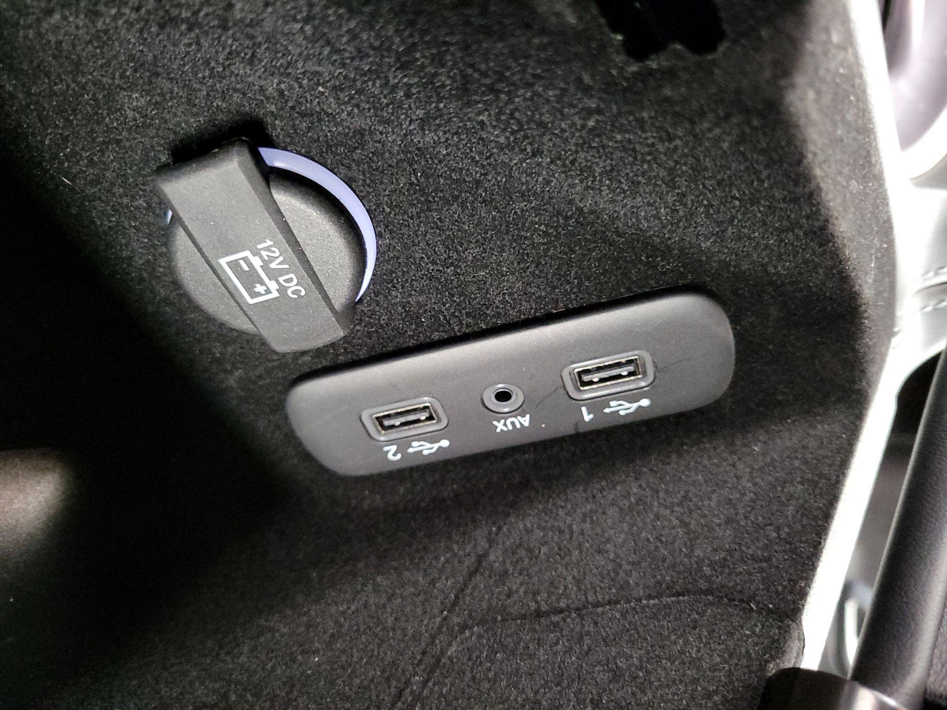 Thumbnail: 2021 Dodge Challenger - 18