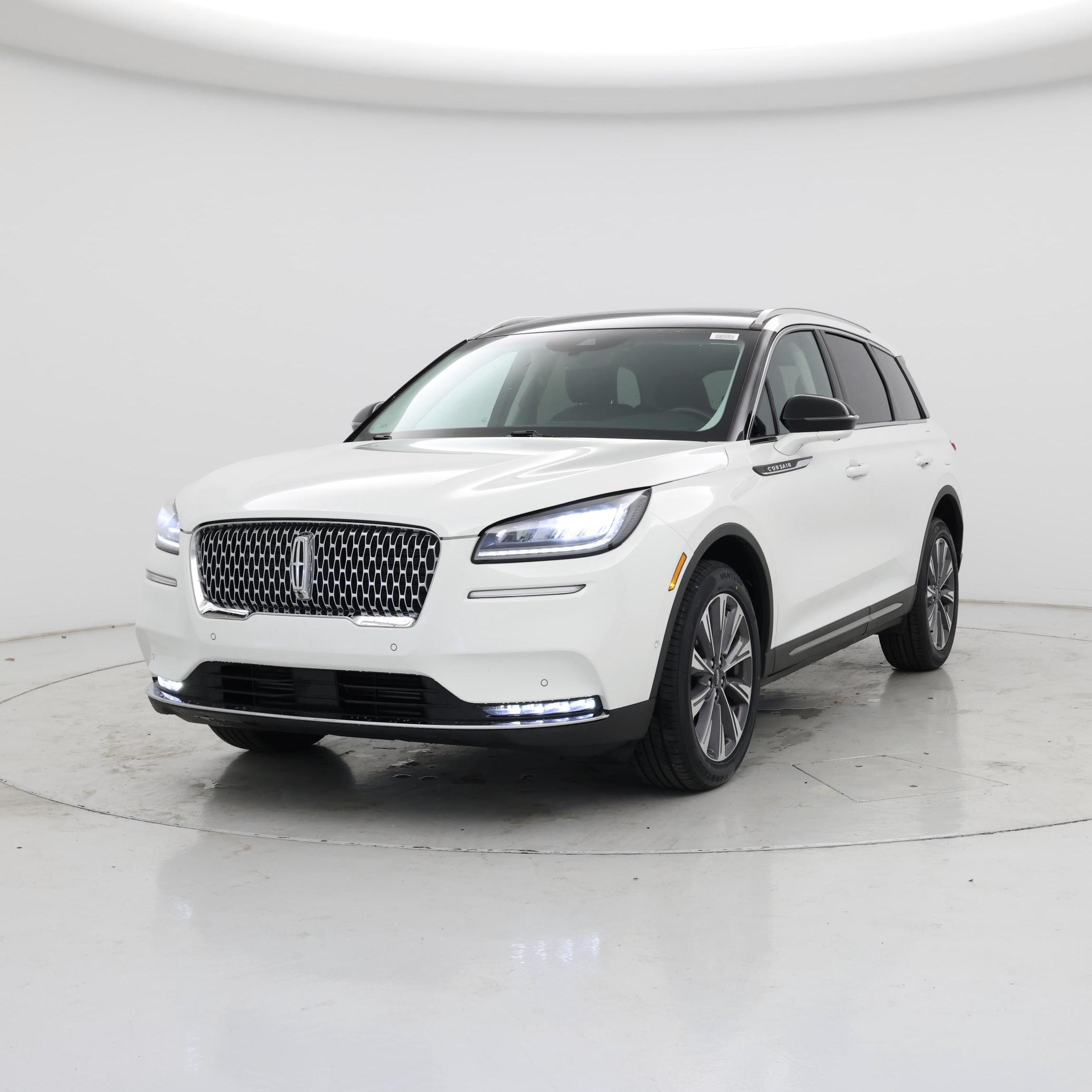 Thumbnail: 2021 Lincoln Corsair - 4