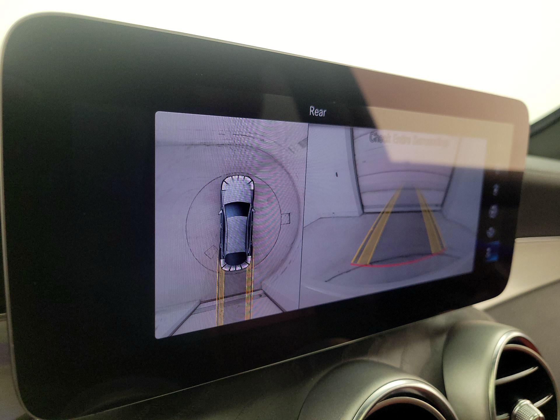 Thumbnail: 2022 Mercedes-Benz GLC - 14