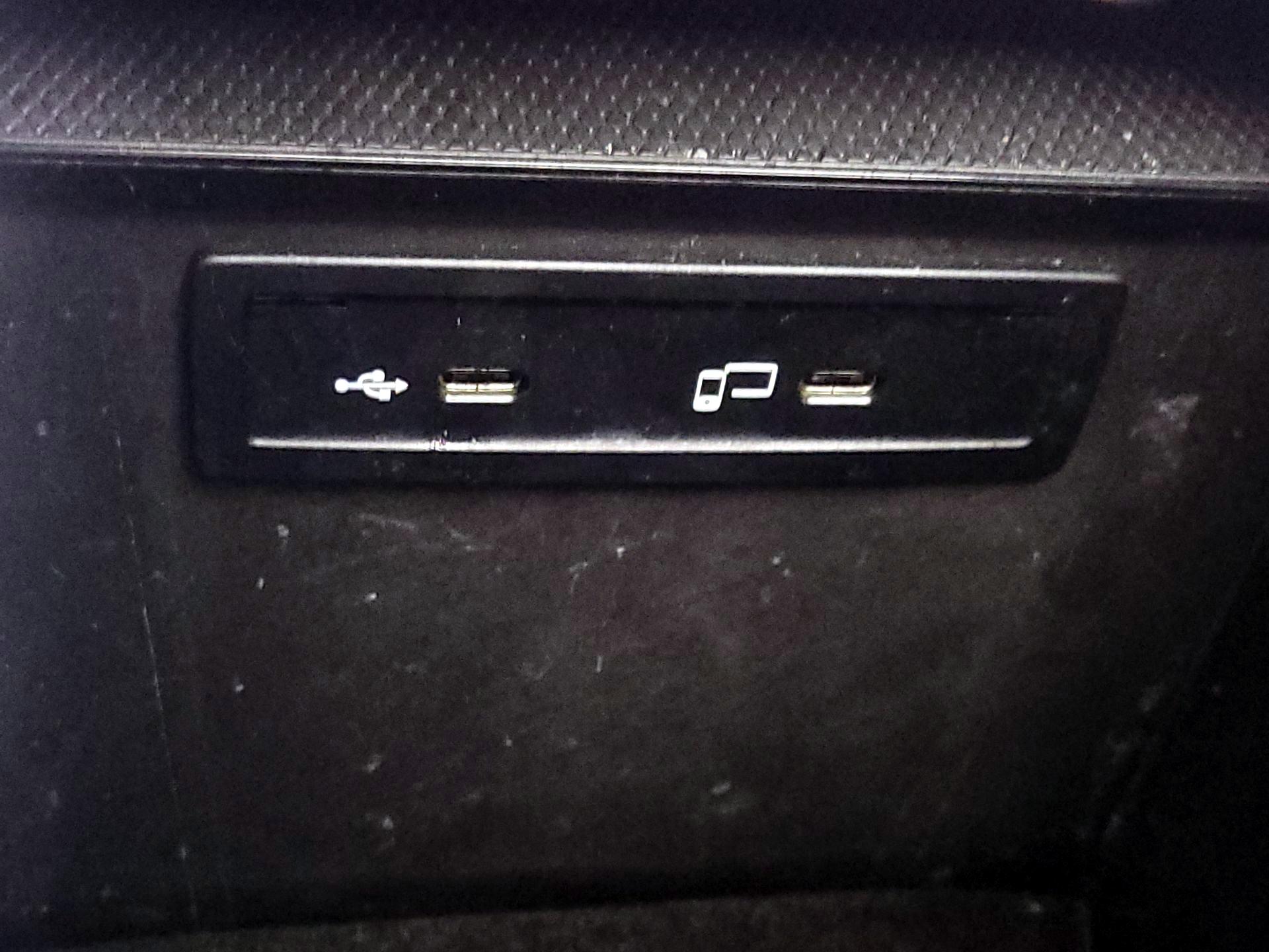 Thumbnail: 2022 Mercedes-Benz GLC - 18