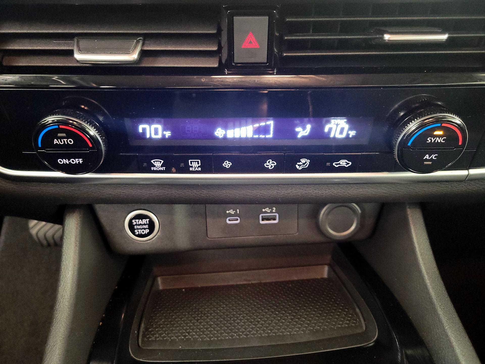 Thumbnail: 2021 Nissan Rogue - 16