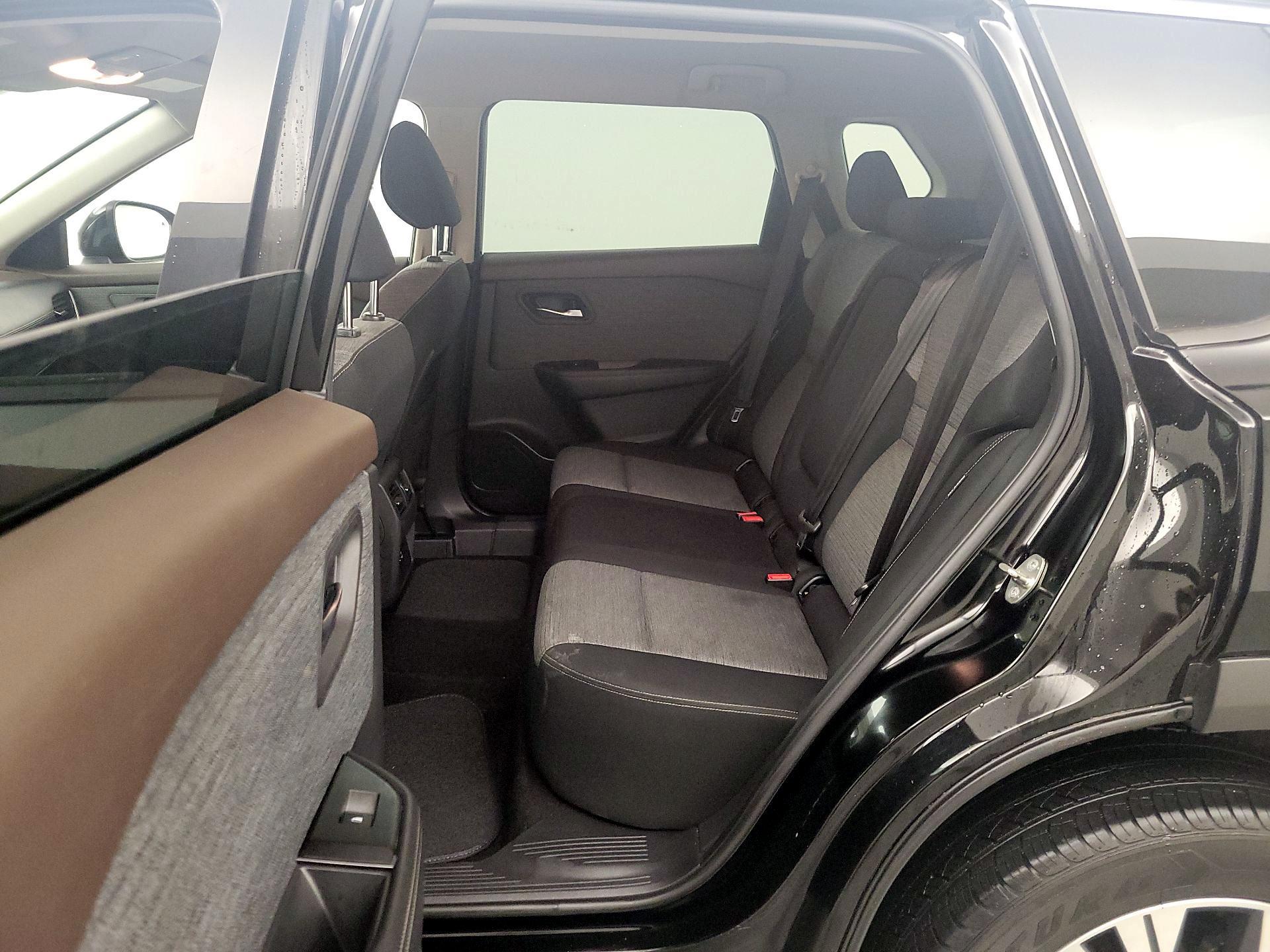 Thumbnail: 2021 Nissan Rogue - 19