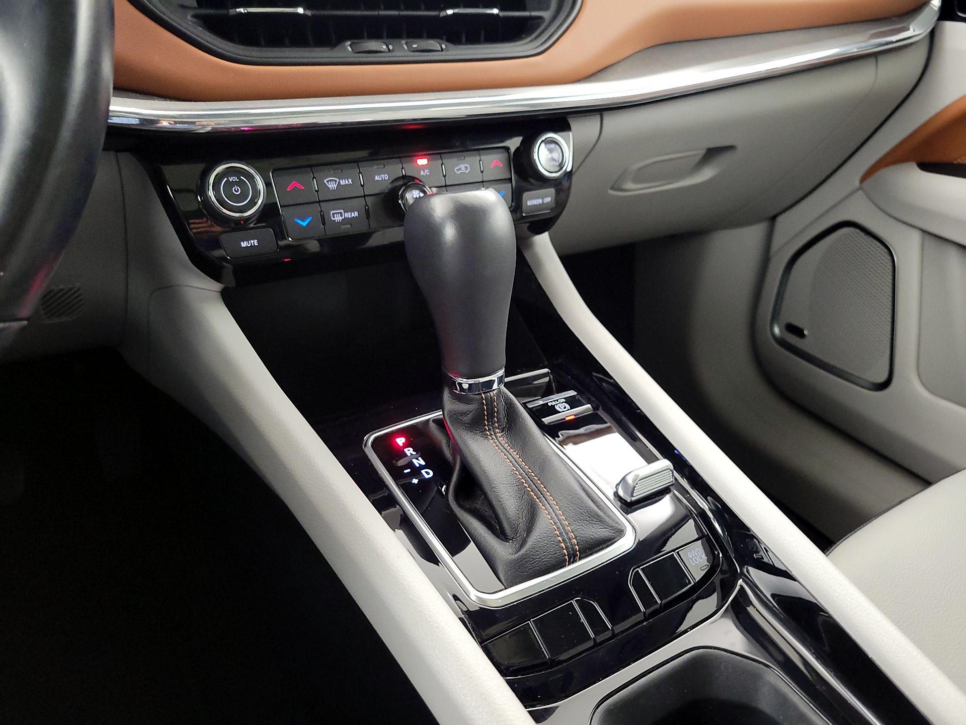 Thumbnail: 2022 Jeep Compass - 17