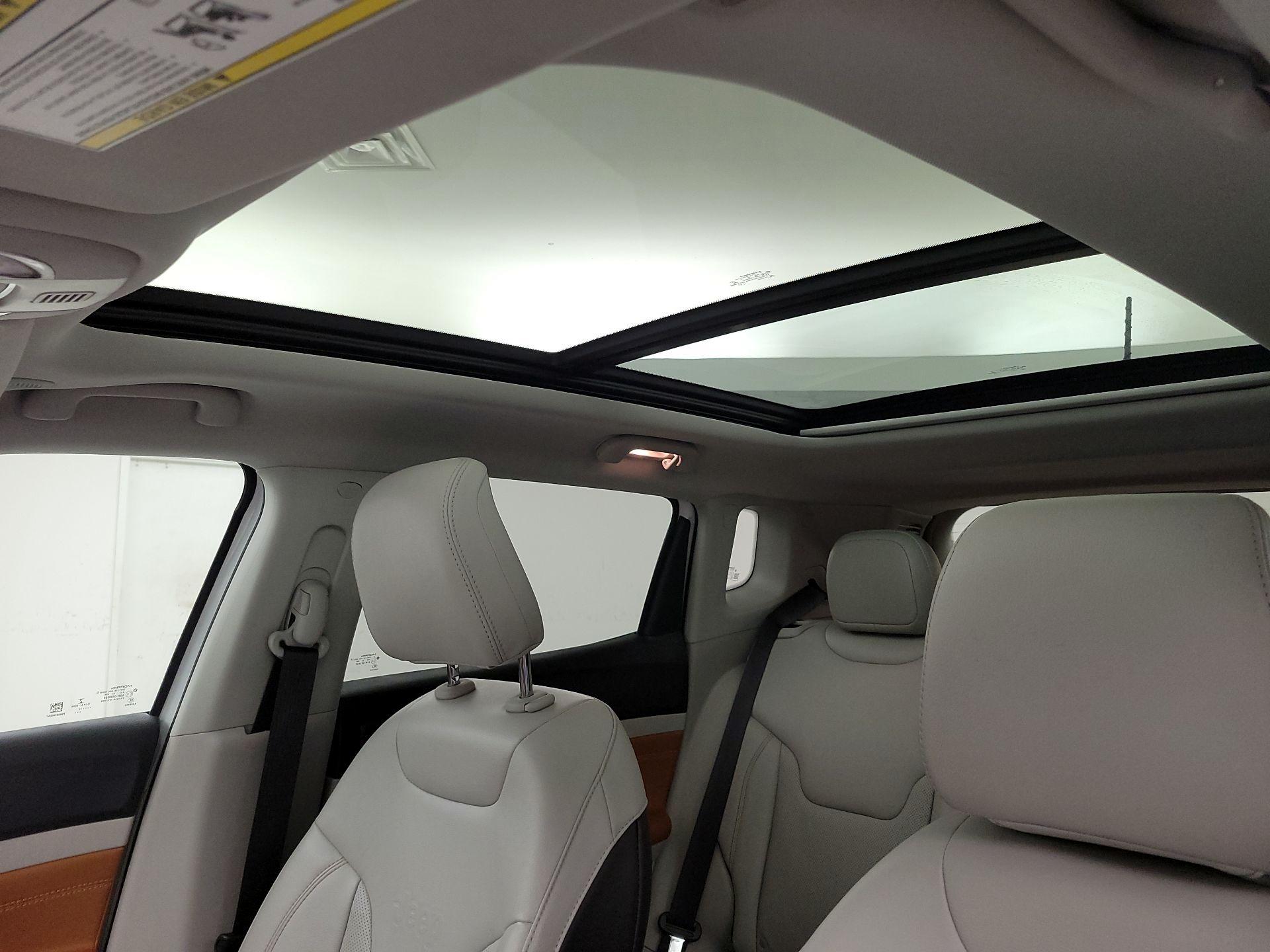 Thumbnail: 2022 Jeep Compass - 18