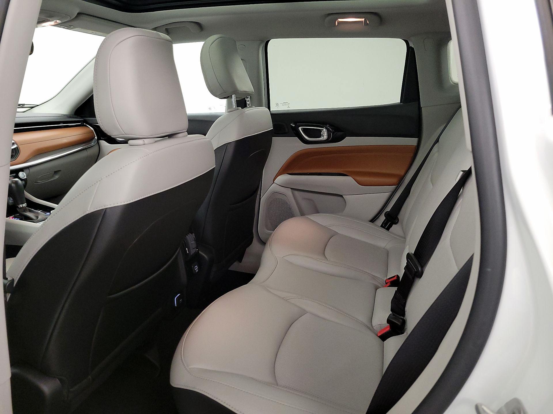 Thumbnail: 2022 Jeep Compass - 19