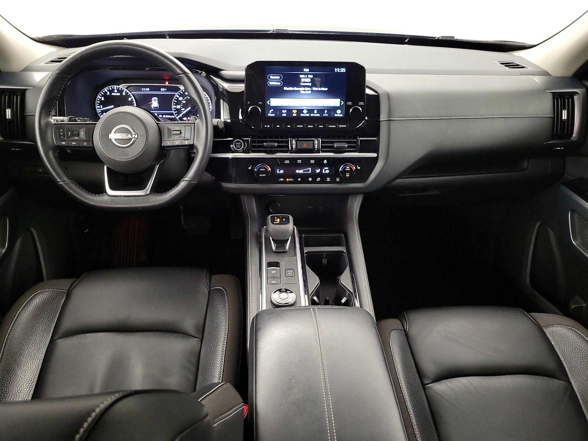 Thumbnail: 2022 Nissan Pathfinder - 9