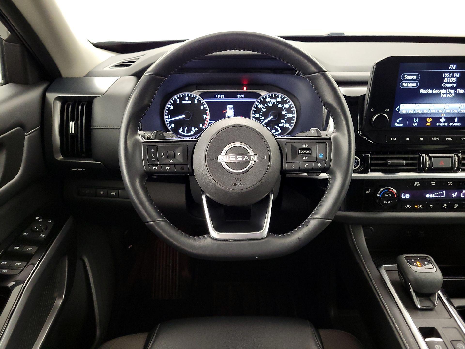 Thumbnail: 2022 Nissan Pathfinder - 10