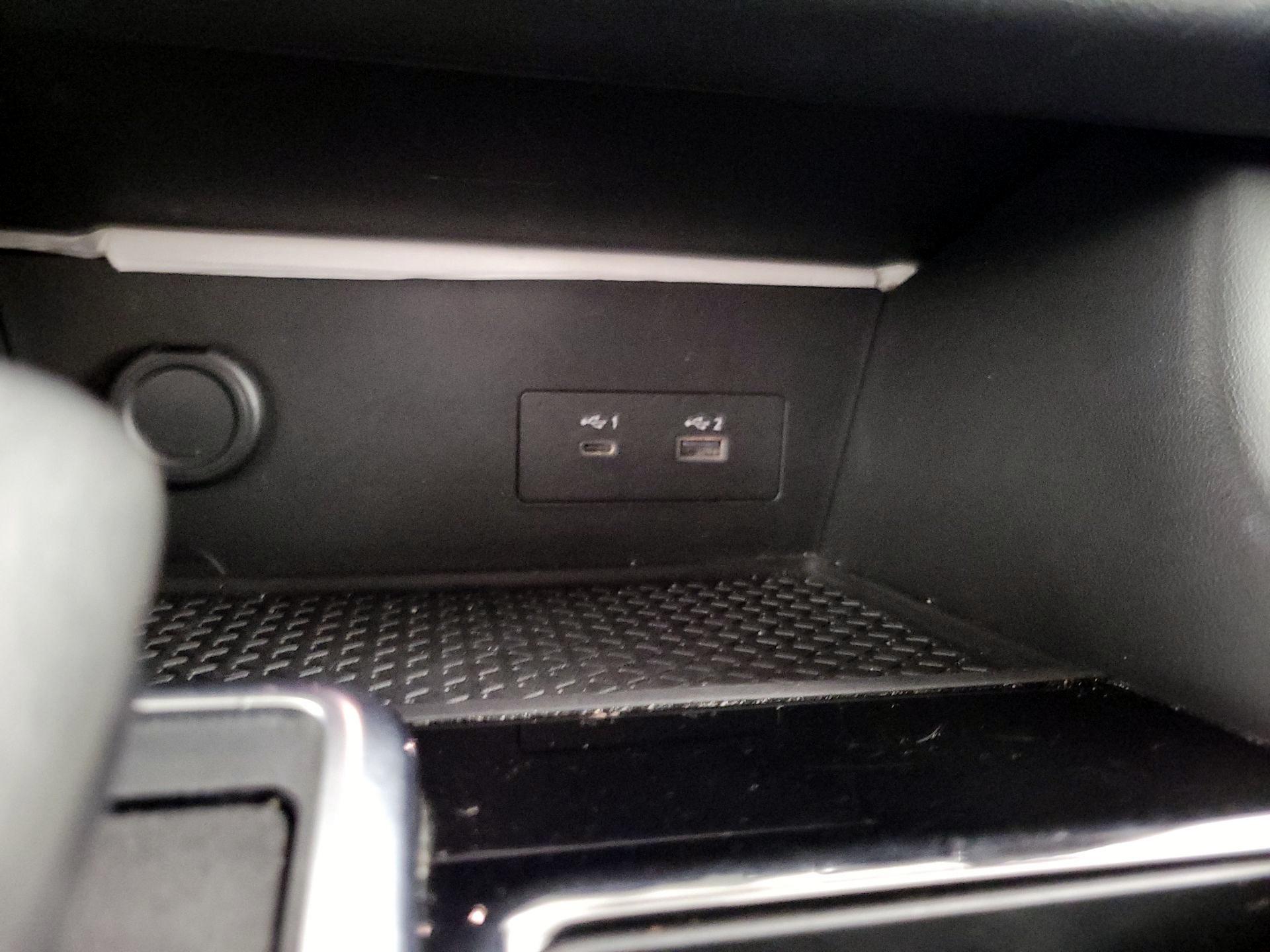 Thumbnail: 2022 Nissan Pathfinder - 18