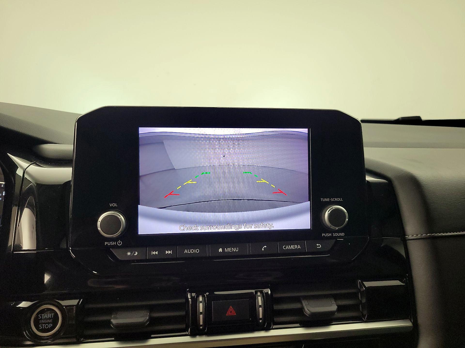 Thumbnail: 2023 Nissan Pathfinder - 14