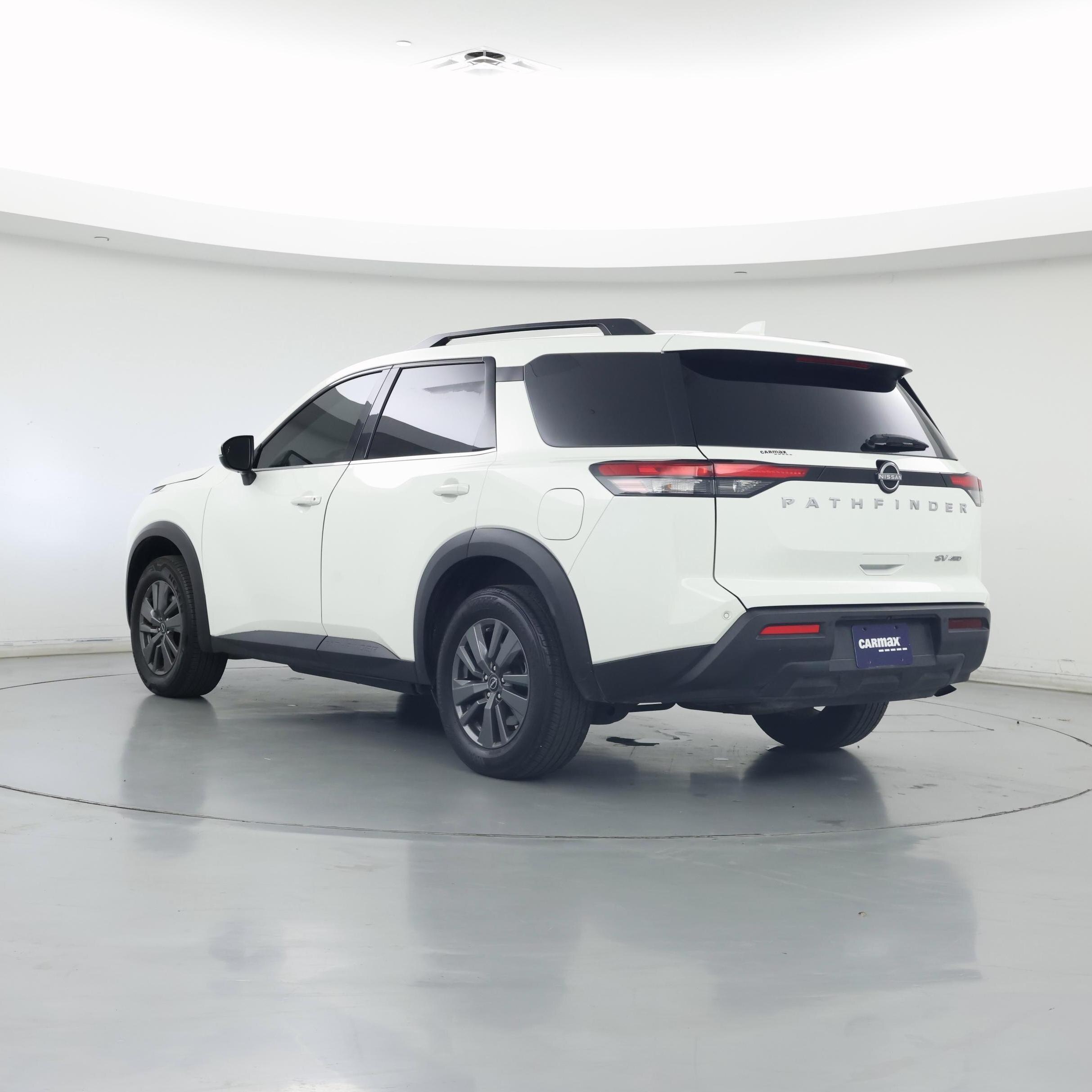 Thumbnail: 2023 Nissan Pathfinder - 2