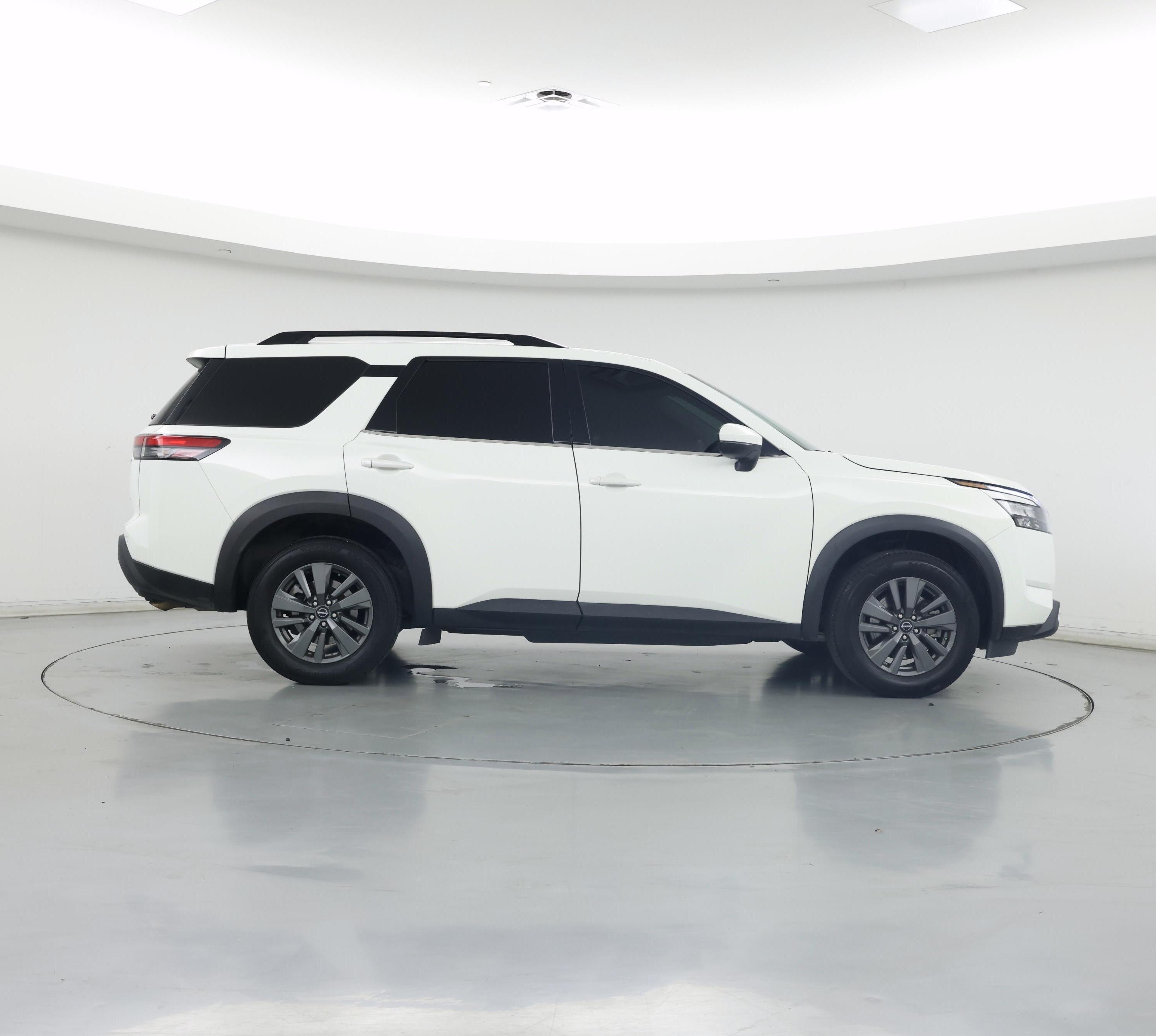 Thumbnail: 2023 Nissan Pathfinder - 7